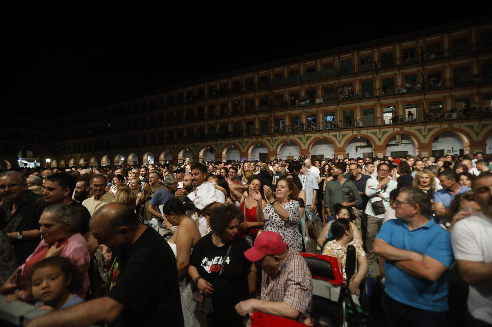 Las mejores imágenes de la Noche Blanca del Flamenco de Córdoba