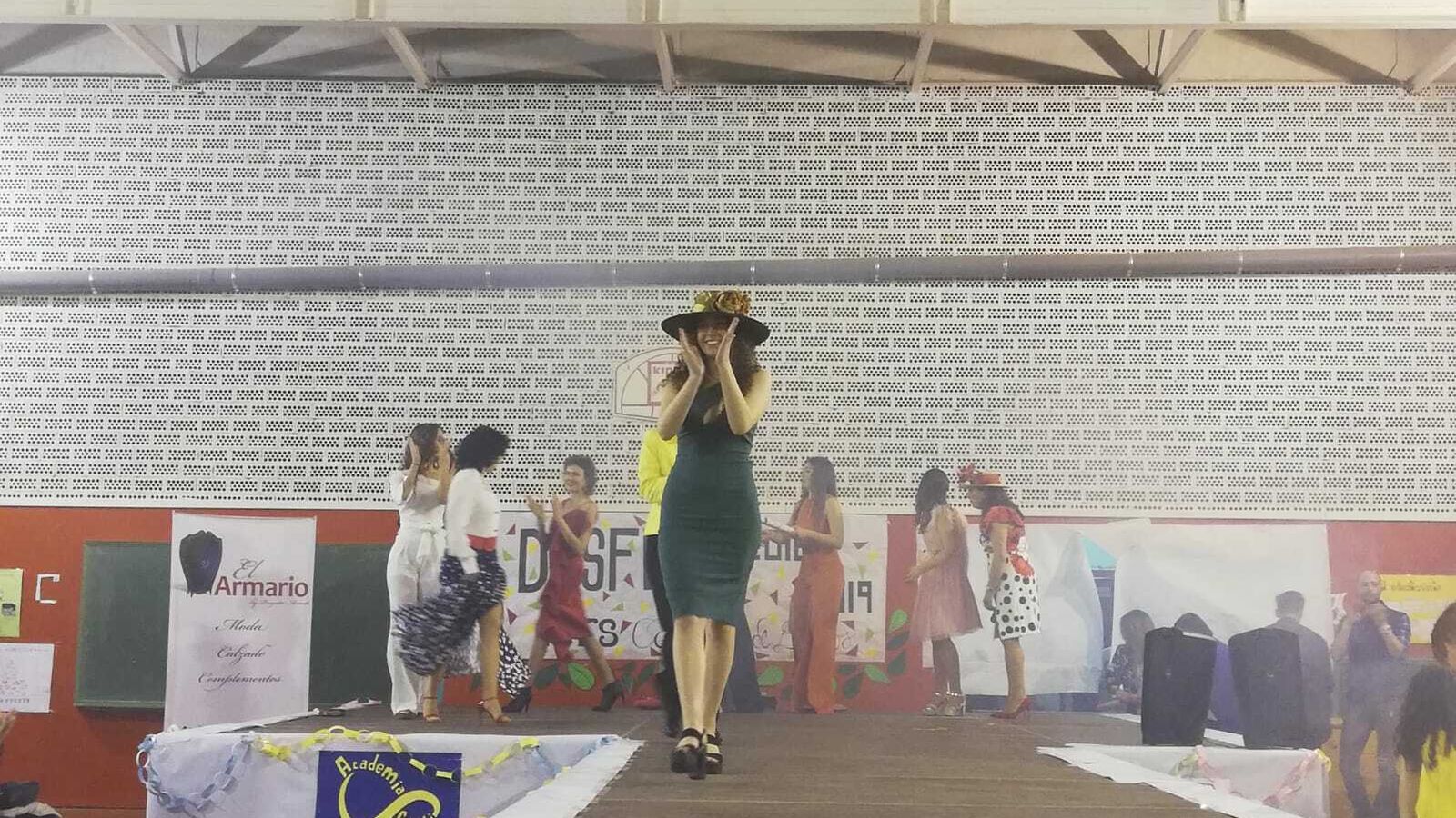 Desfile de moda en el IES Carmen de Burgos