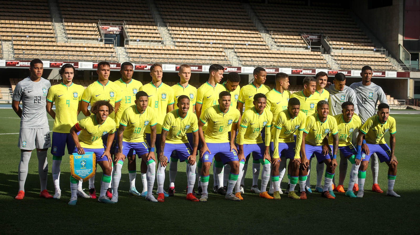 Brasil - R. Dominicana, fútbol internacional en Jerez