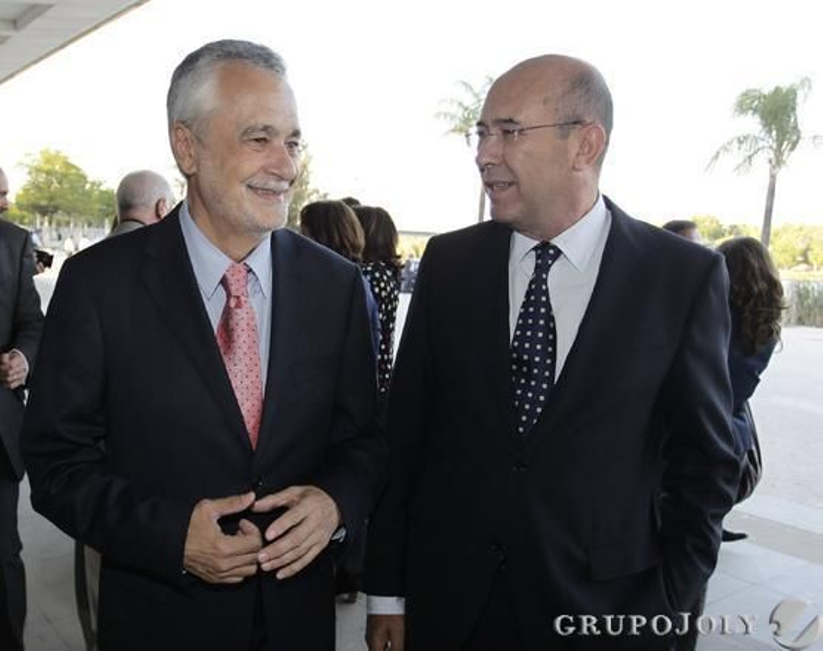 José Antonio Griñán y Francisco Ferraro.

Foto: A. Pizarro - M. Gómez - J.C. Vázquez - V. Hidalgo