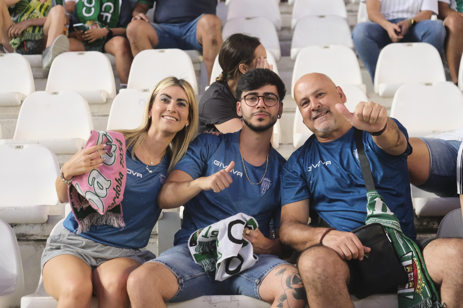 Las mejores fotos del ambiente en El Arcángel para el Córdoba CF - Ibiza