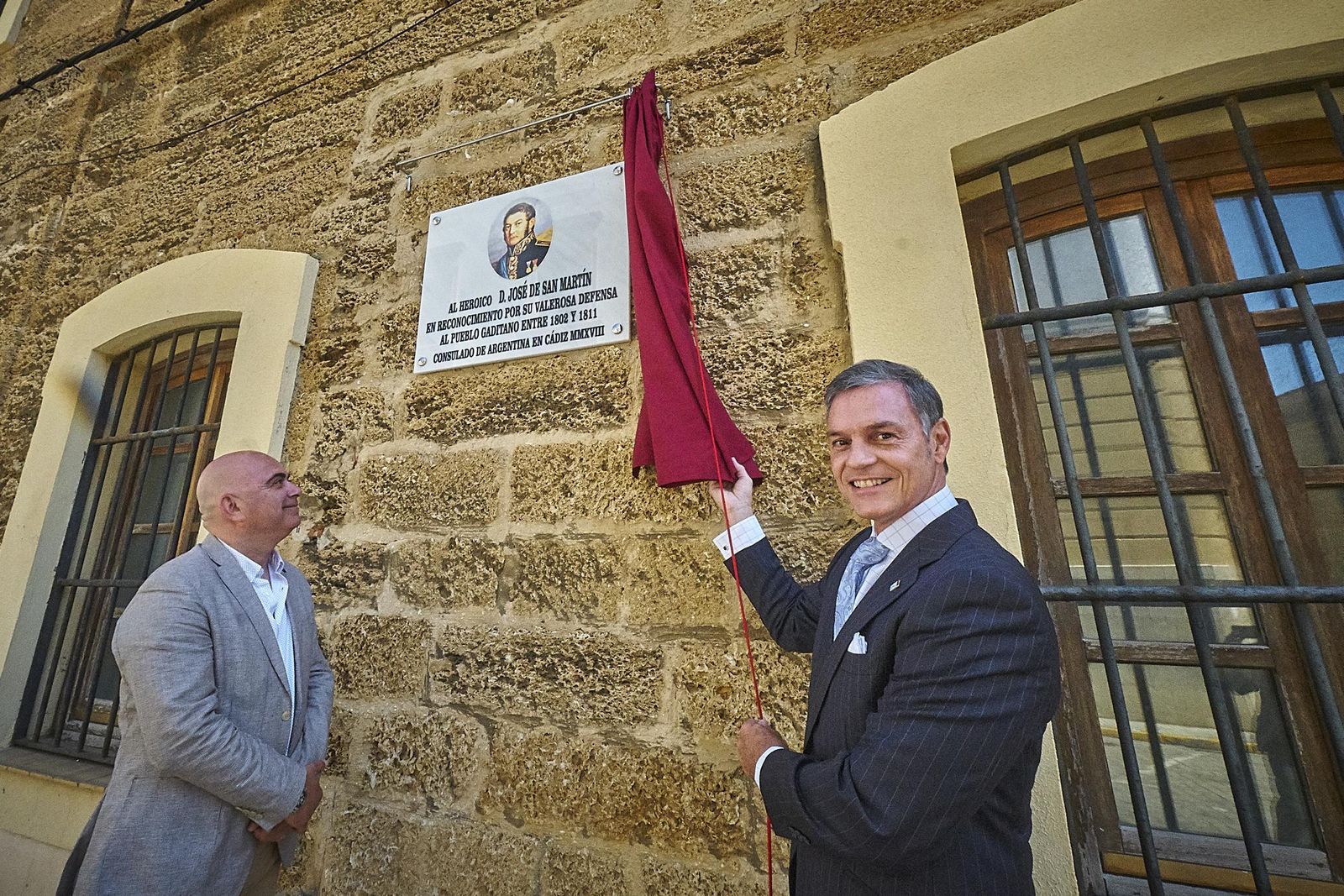 Argentina descubre una placa en honor de San Martín