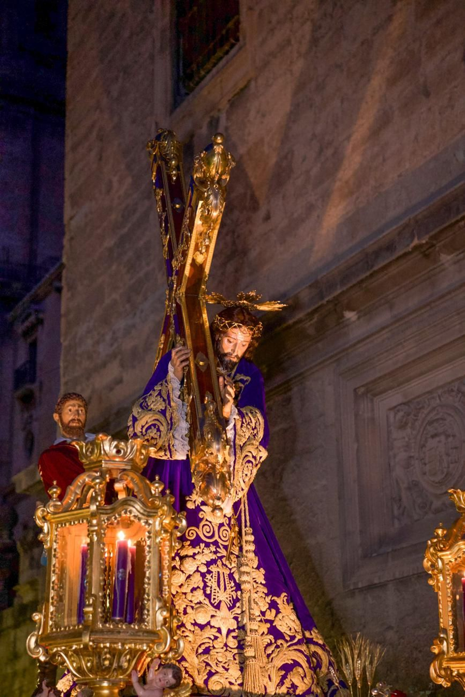 El Abuelo abre el camino de la histórica Magna en Jaén