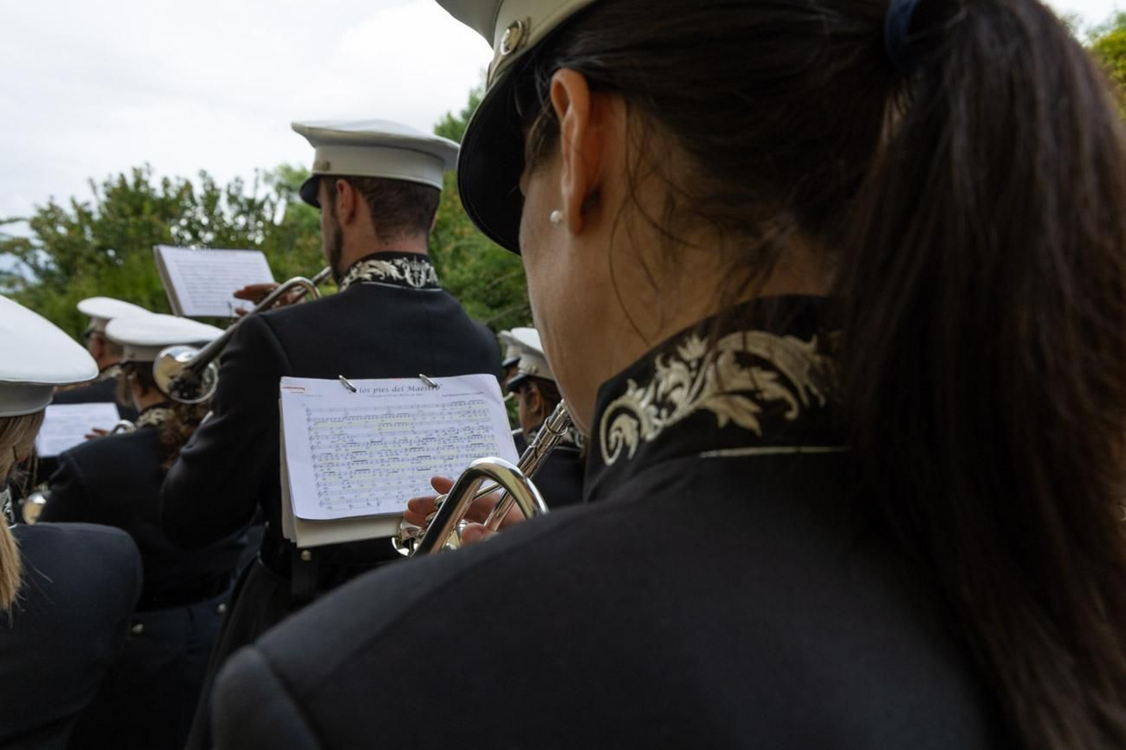 La temida lluvia impide el desarrollo normal de este Martes Santo