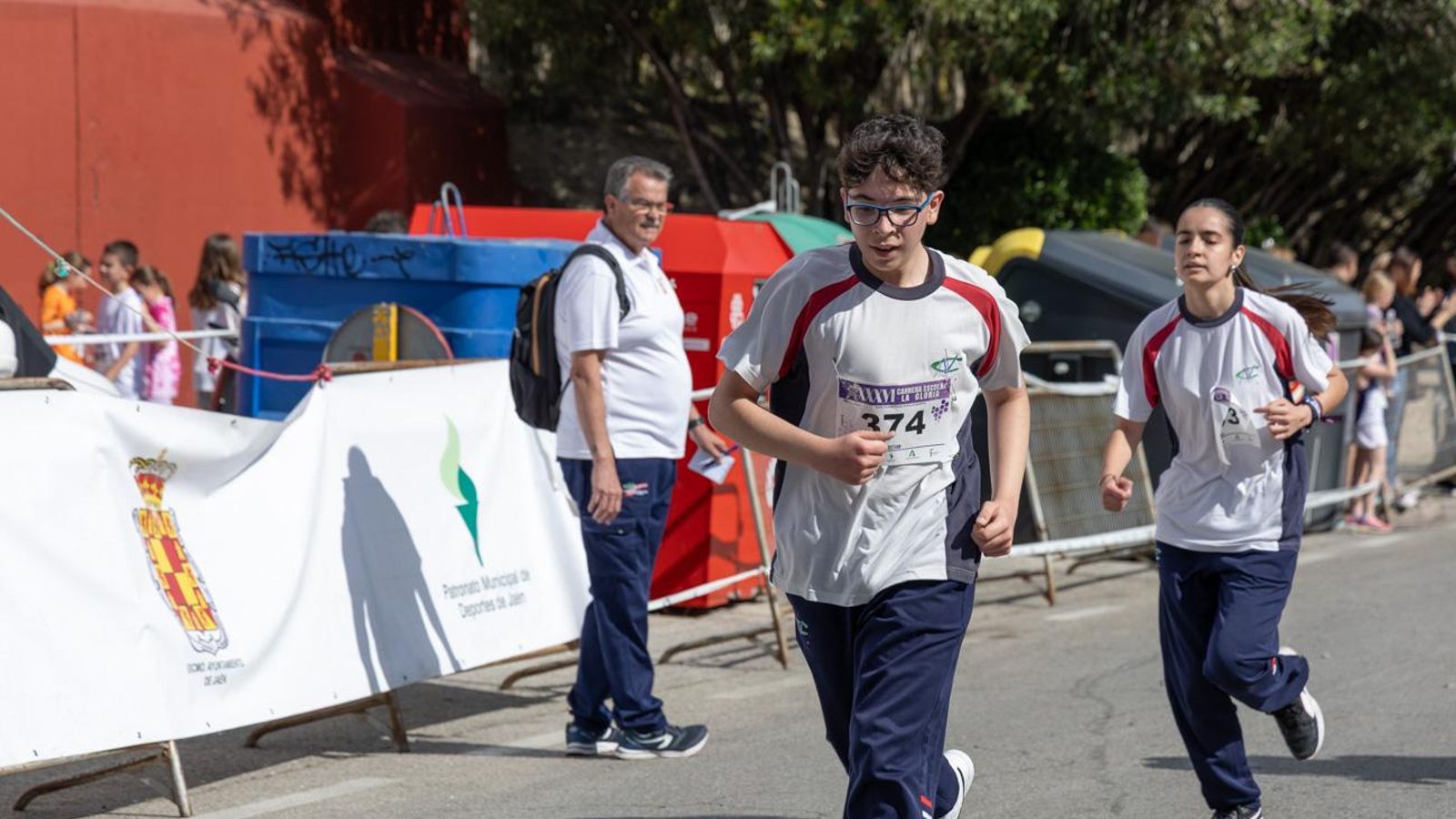 La carrera escolar de “La Gloria” que aúna inclusión y solidaridad, en imágenes