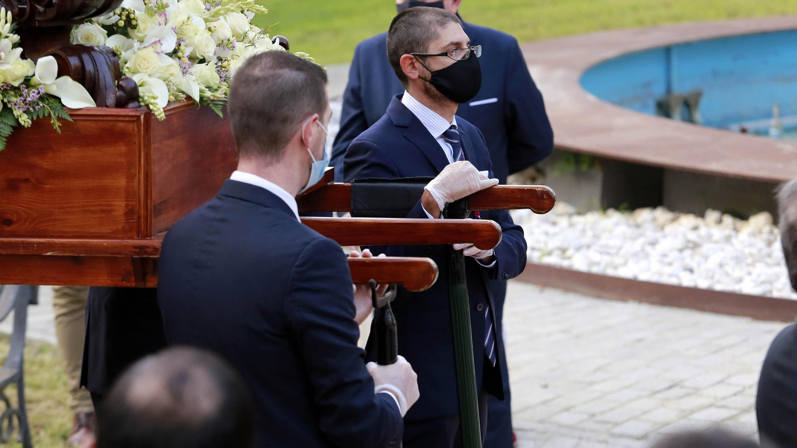 Imágenes del rosario de la Aurora de la Candelaria por los jardines de la Atalaya