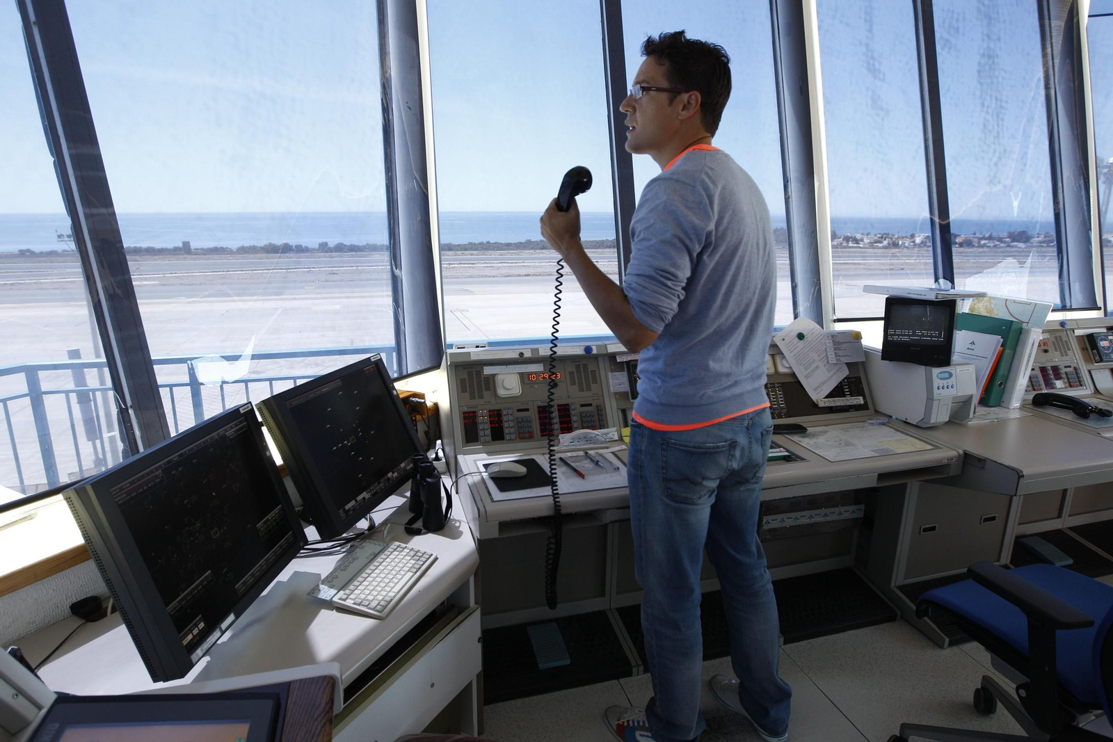 Las aerolíneas vuelven a llamar a la torre de control a partir de julio