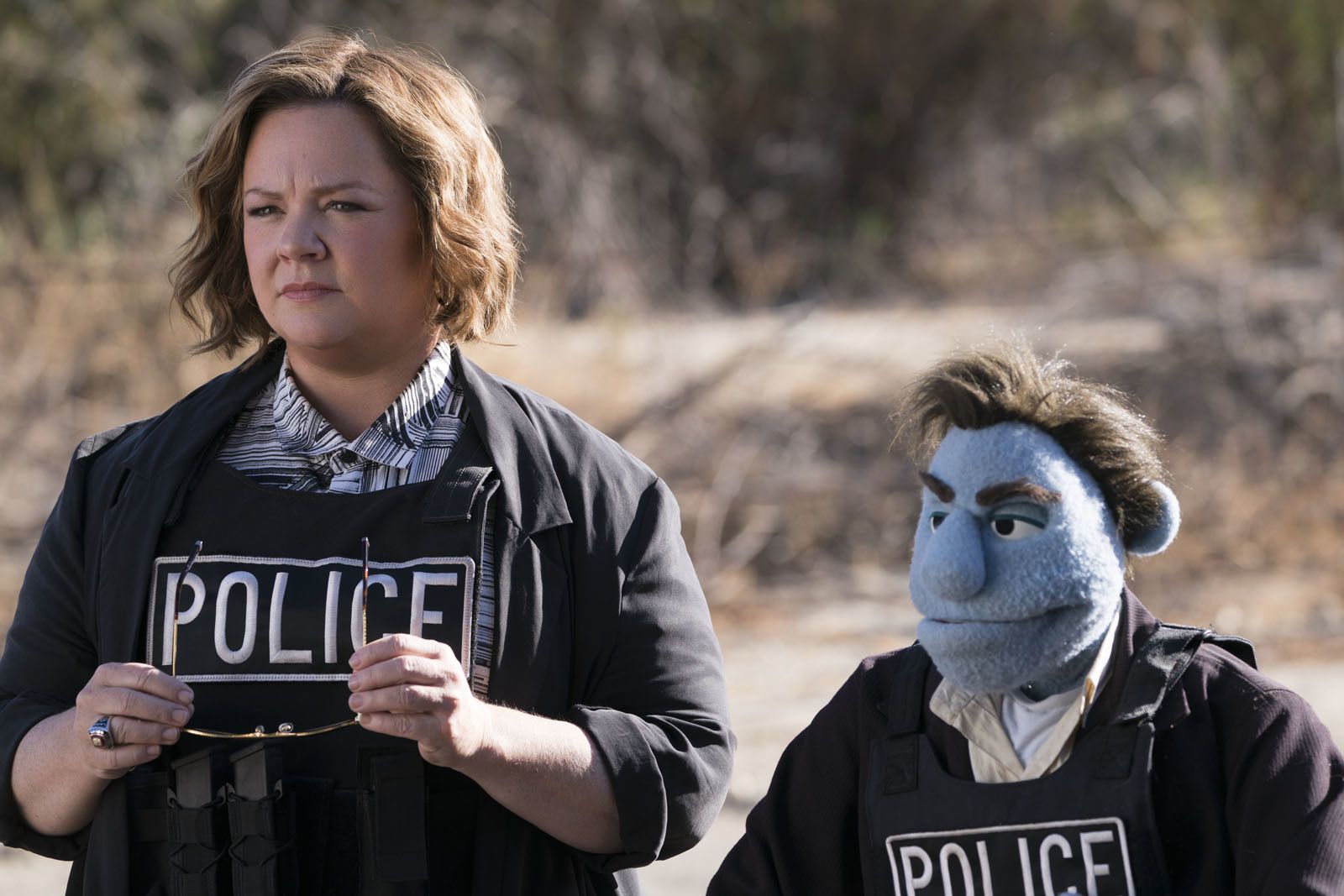 Melissa McCarthy y uno de los 'moñecos'.