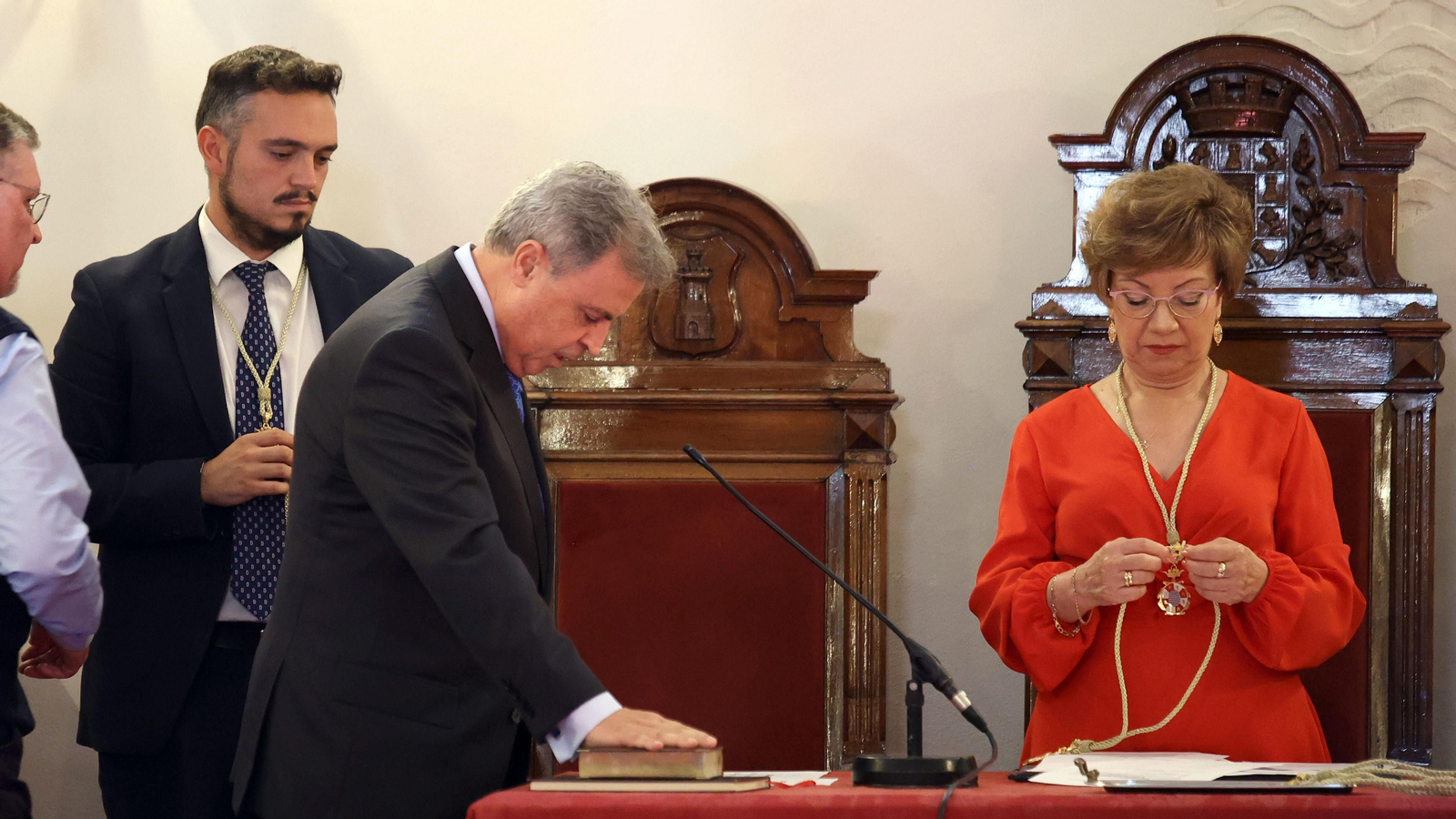 Investidura de María José García-Pelayo como nueva alcaldesa de Jerez
