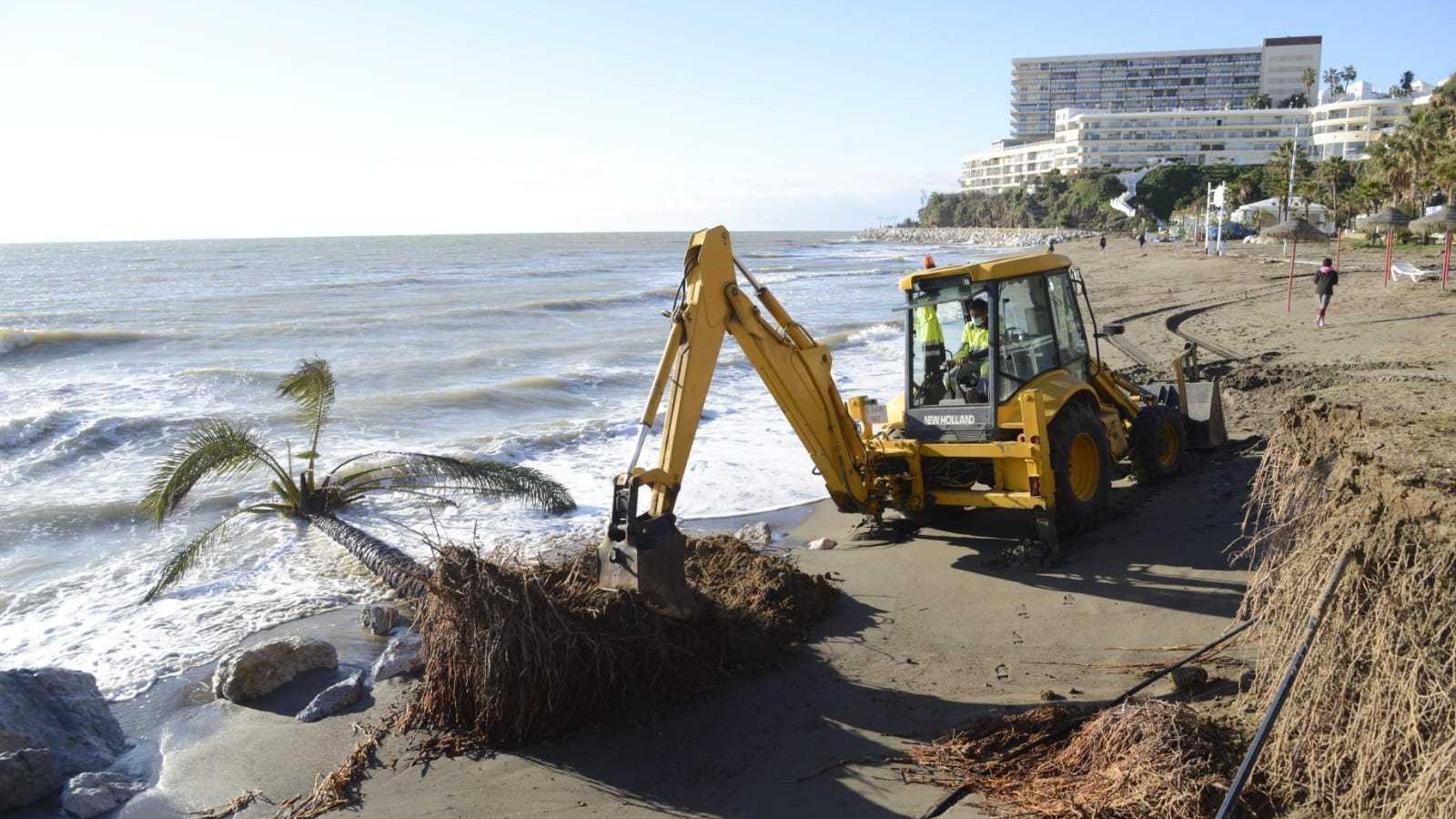 Daños causados por el temporal en las playas de Torremolinos. Daños causados por el temporal en las playas de Torremolinos.