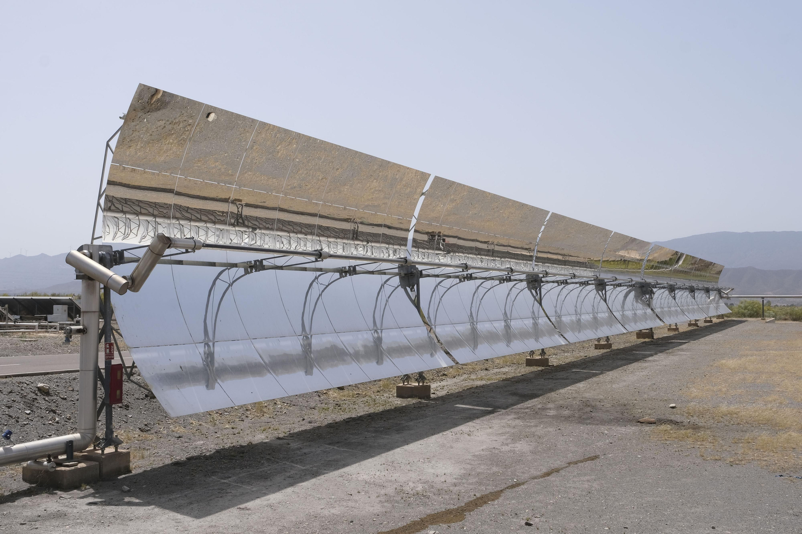 Imágenes de la visita a la Planta Solar de Almería, en Tabernas