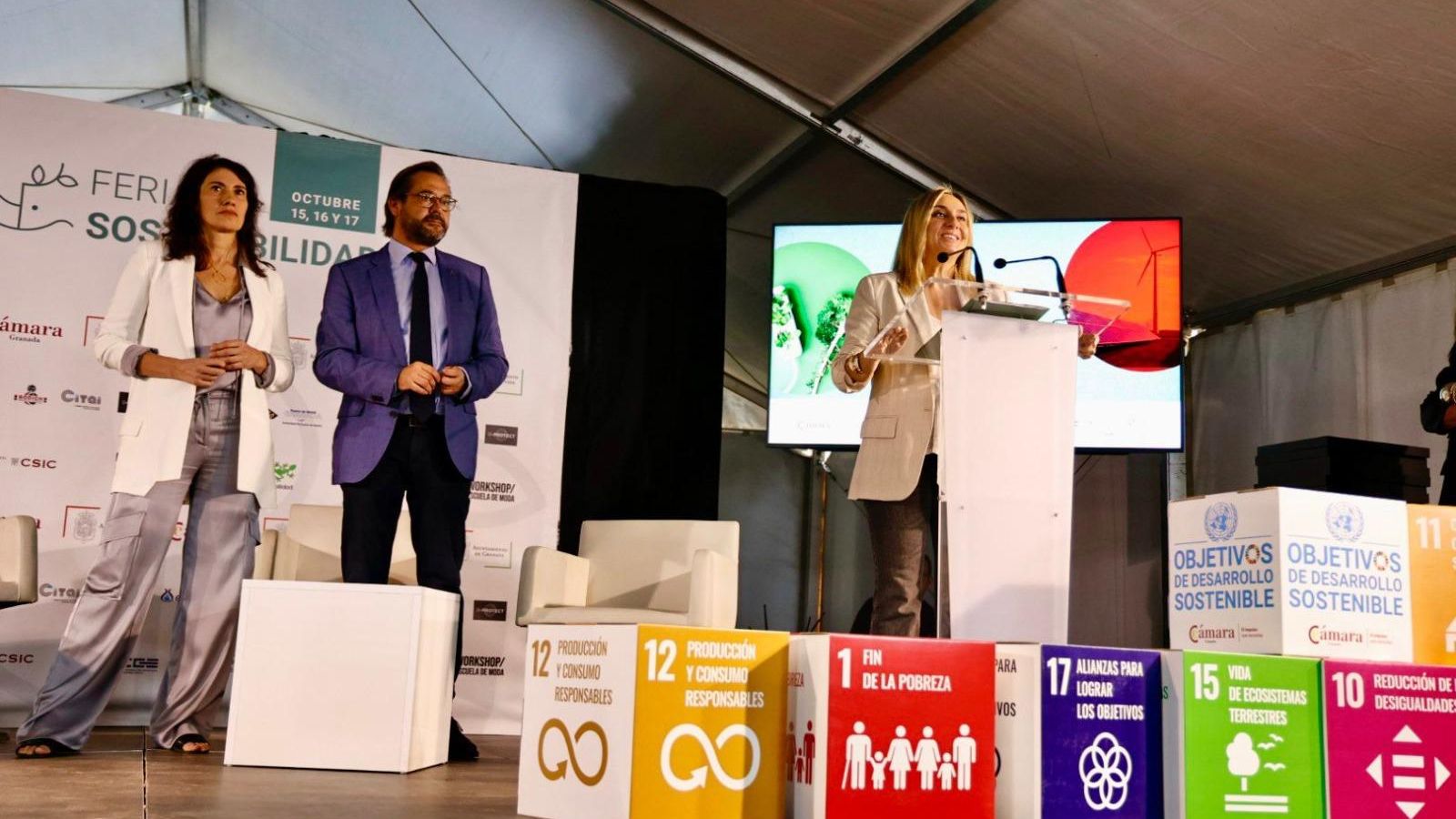 Acto de inauguración del evento, que se celebra en el Paseo del Salón