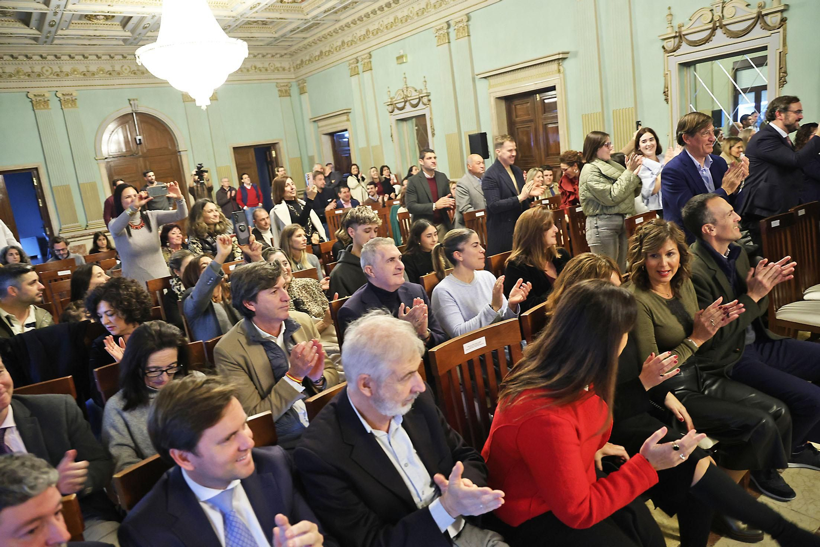 Imágenes de la Coronación de sus Majestades los Reyes Magos de Huelva 2025