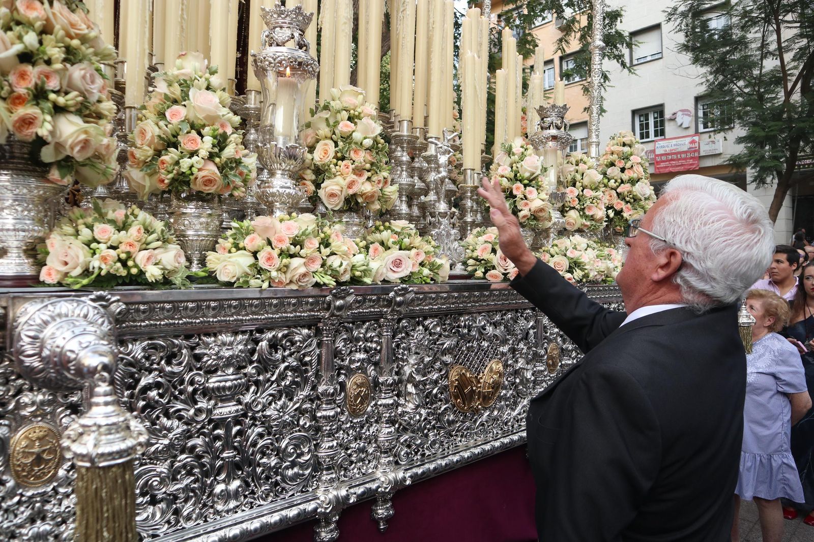 Extraordinaria de la Virgen del Valle de Huelva en imágenes