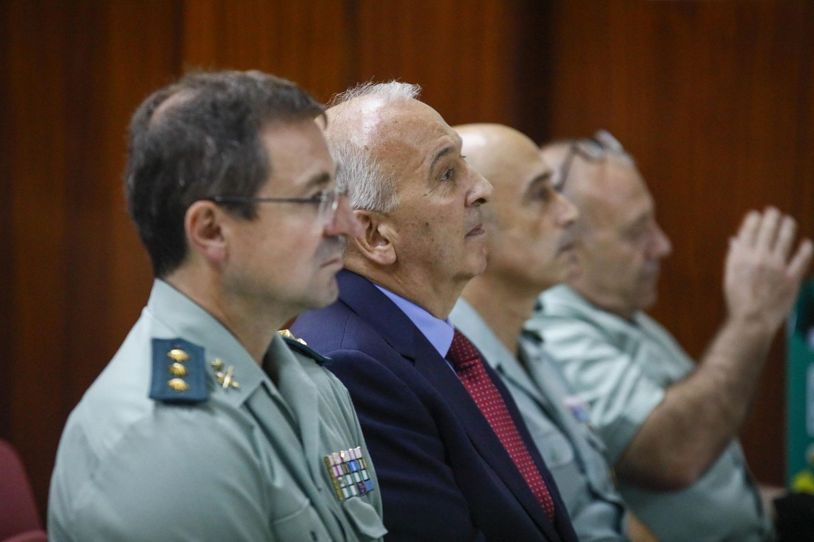 Las imágenes de la charla de Jesús Narciso Núñez Calvo sobre 'La creación de la Guardia Civil como nuevo modelo de seguridad pública' en Almería