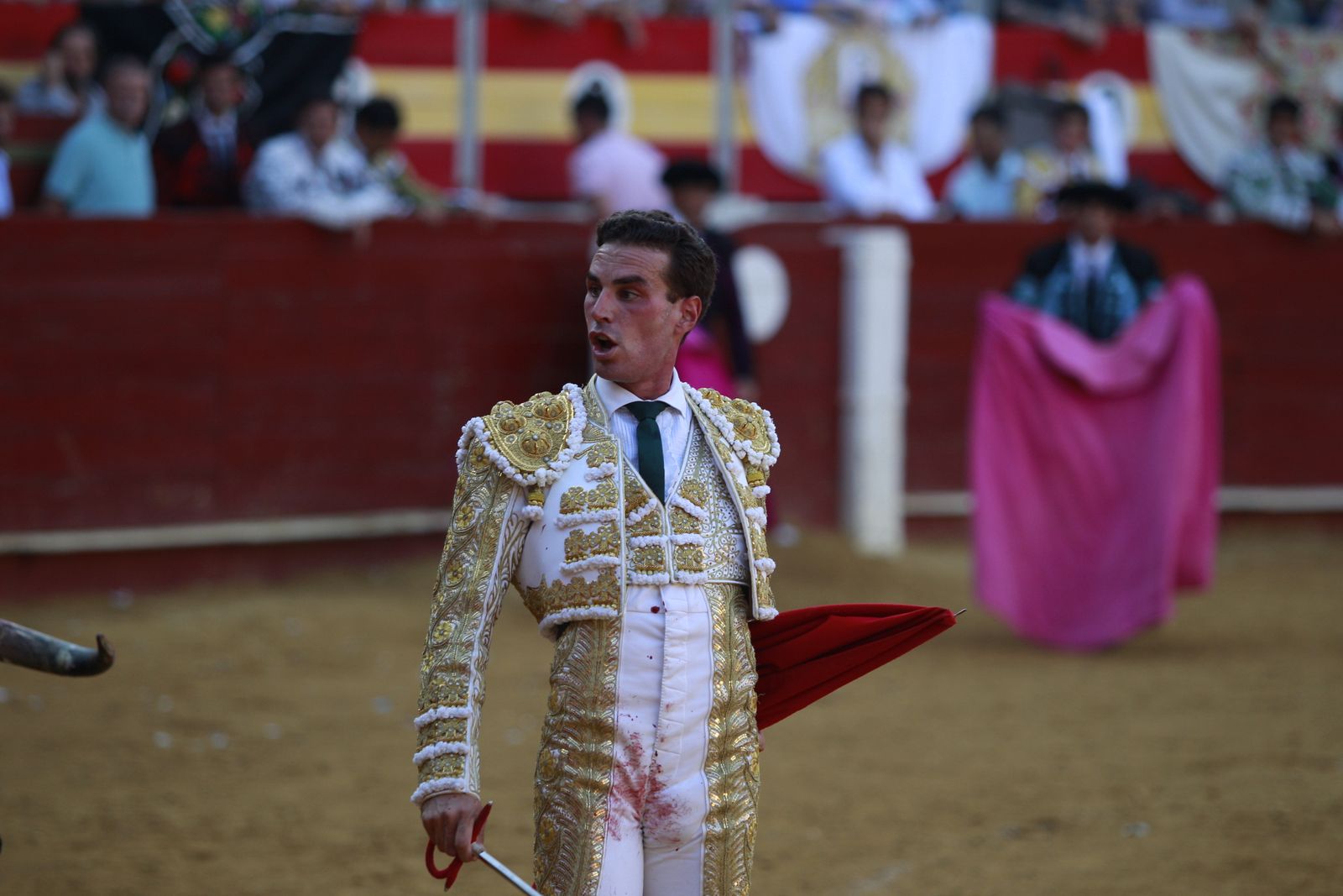 Imágenes de la corrida de toros del jueves en la Feria de Almería 2024