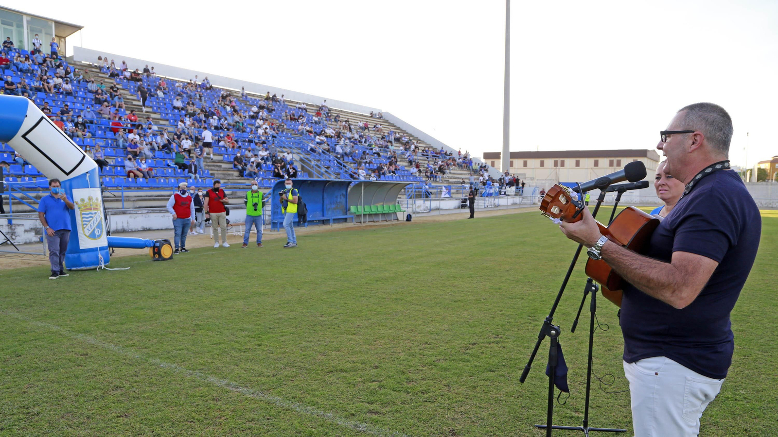 Imágenes de la presentación del Xerez CD y  Trofeo Feria de La Vendimia en La Juventud