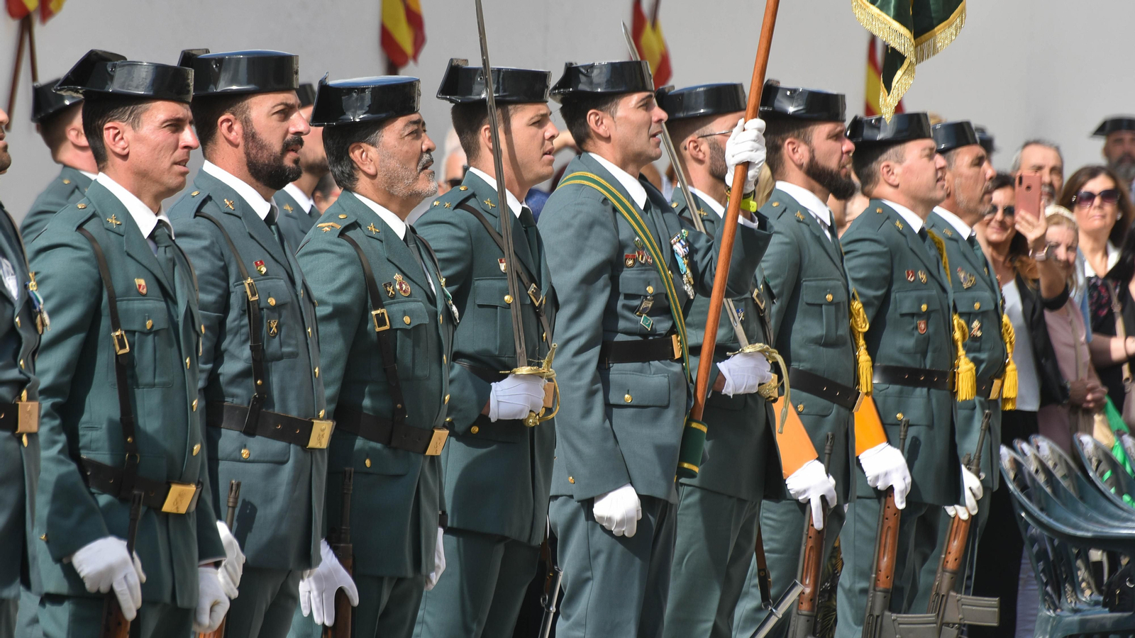 Fotos del acto por el 179 aniversario de la creación de la Guardia Civil en la Comandancia de Algeciras