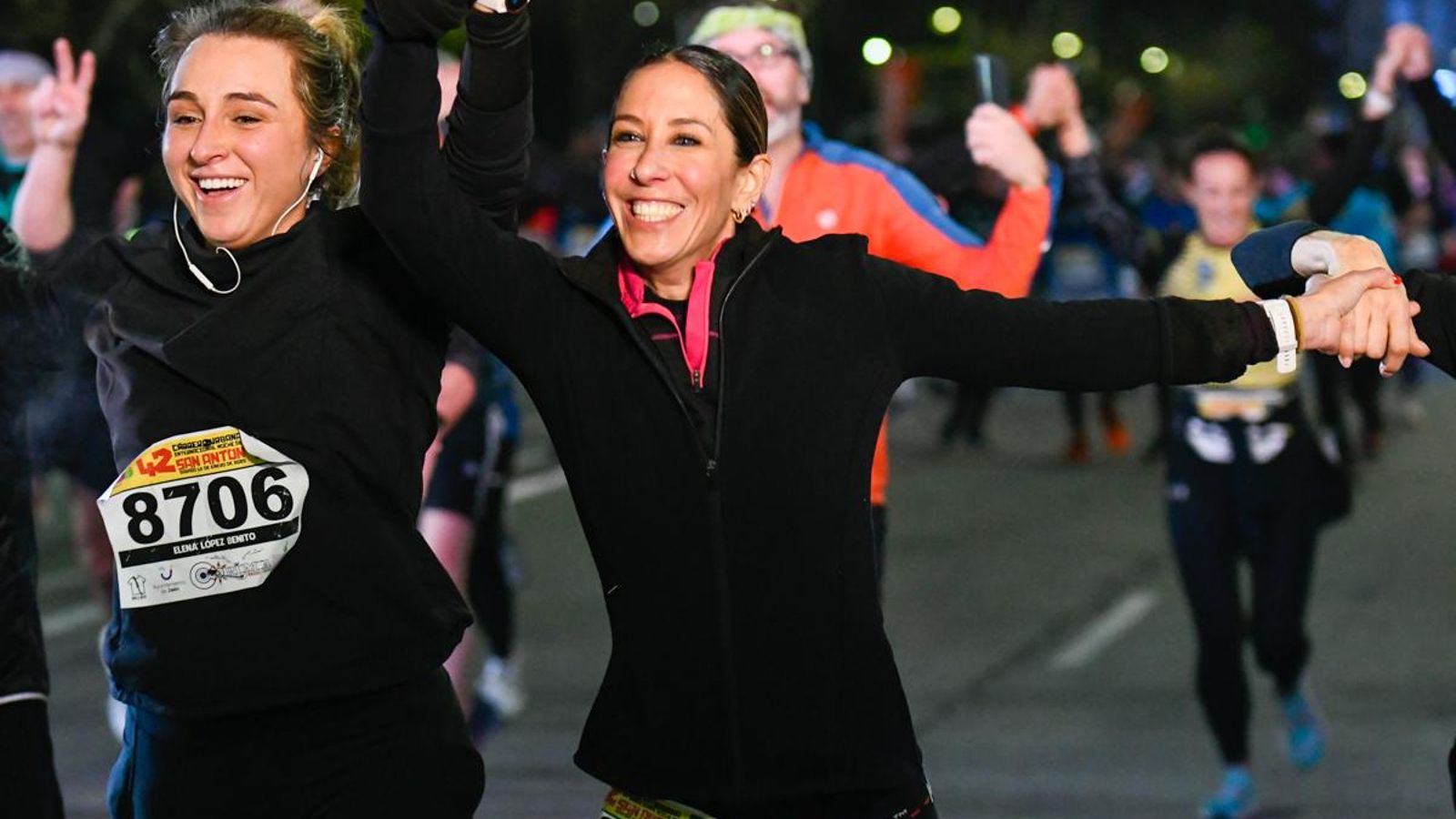 En imágenes: búscate en tu llegada a meta de la Carrera de San Antón 2025 (10)