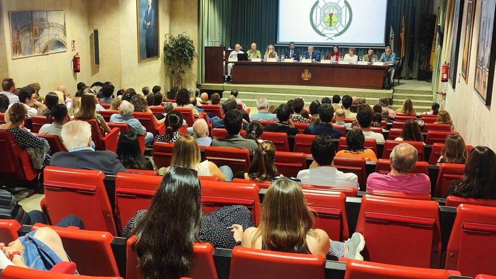 El salón de actos del Colegio de Médicos de Sevilla donde se celebró la I Jornada de Voluntariado Médico.