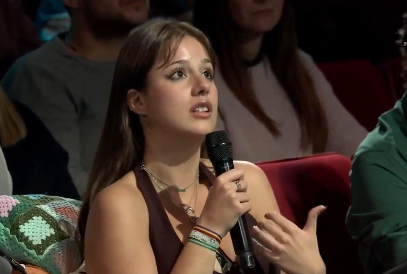 Nieves Pueyo, estudiante de la UGR, anoche en La Revuelta