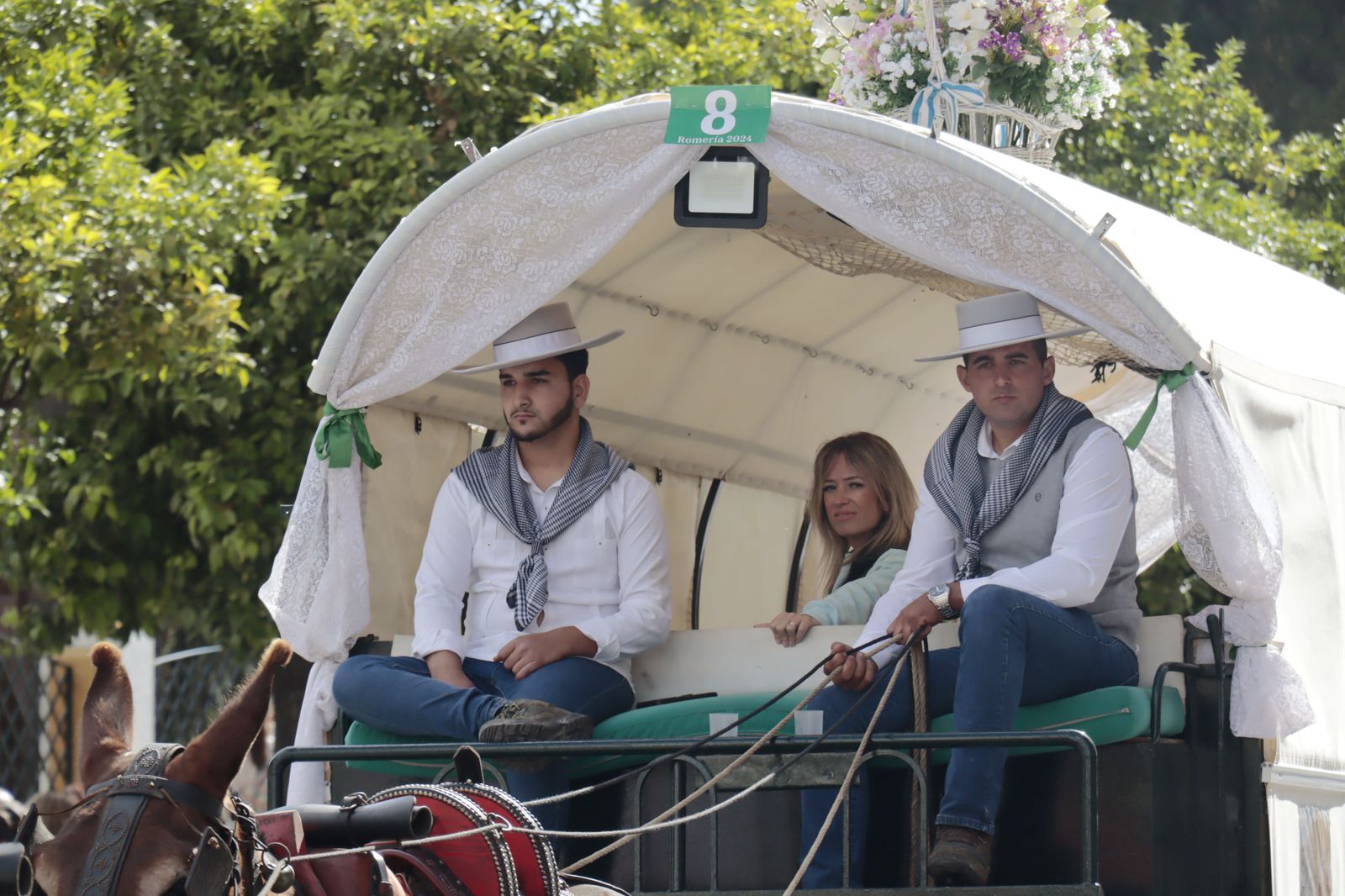 Imágenes de los carros de la Hermandad del Rocío de Huelva