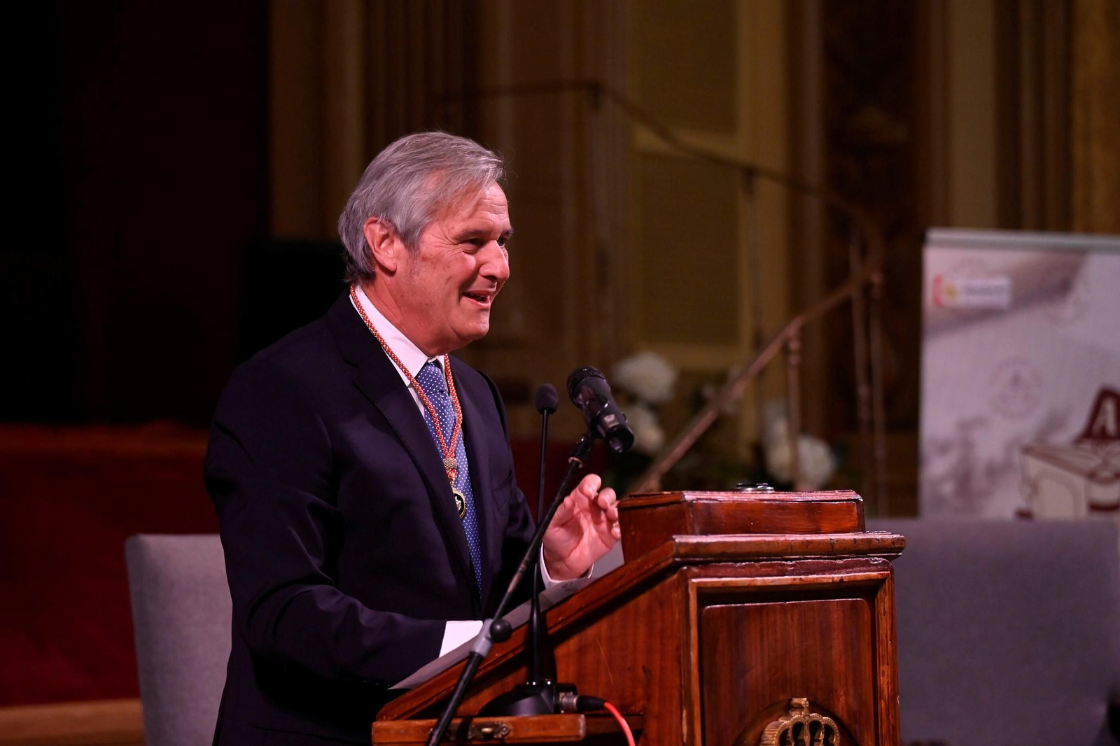 El Ateneo de Córdoba entrega su medalla de oro al doctor Enrique Cantillo, en imágenes