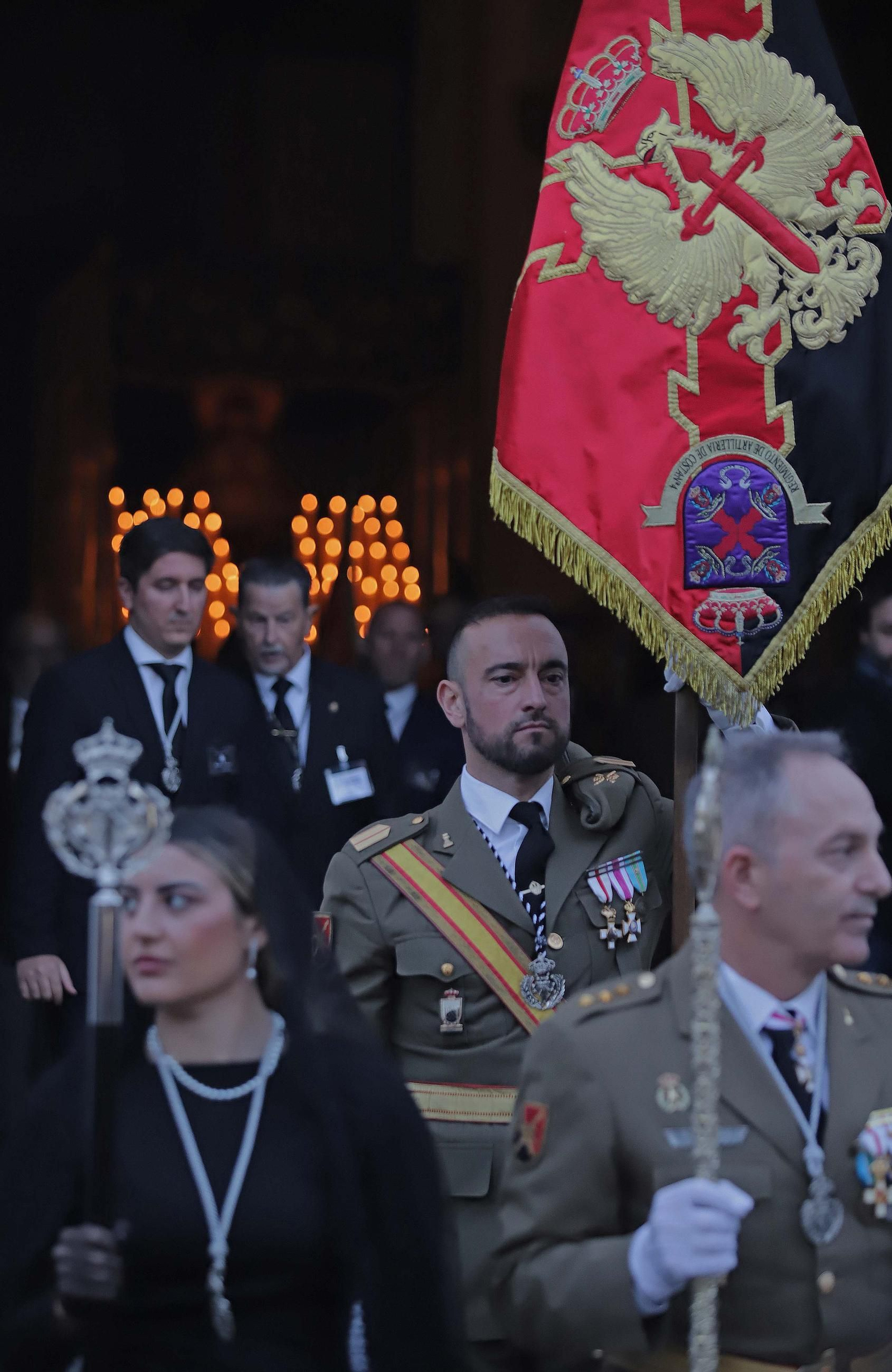 Fotos del Viernes Santo en Algeciras: Santo Entierro, Misericordia y Sagrada Mortaja