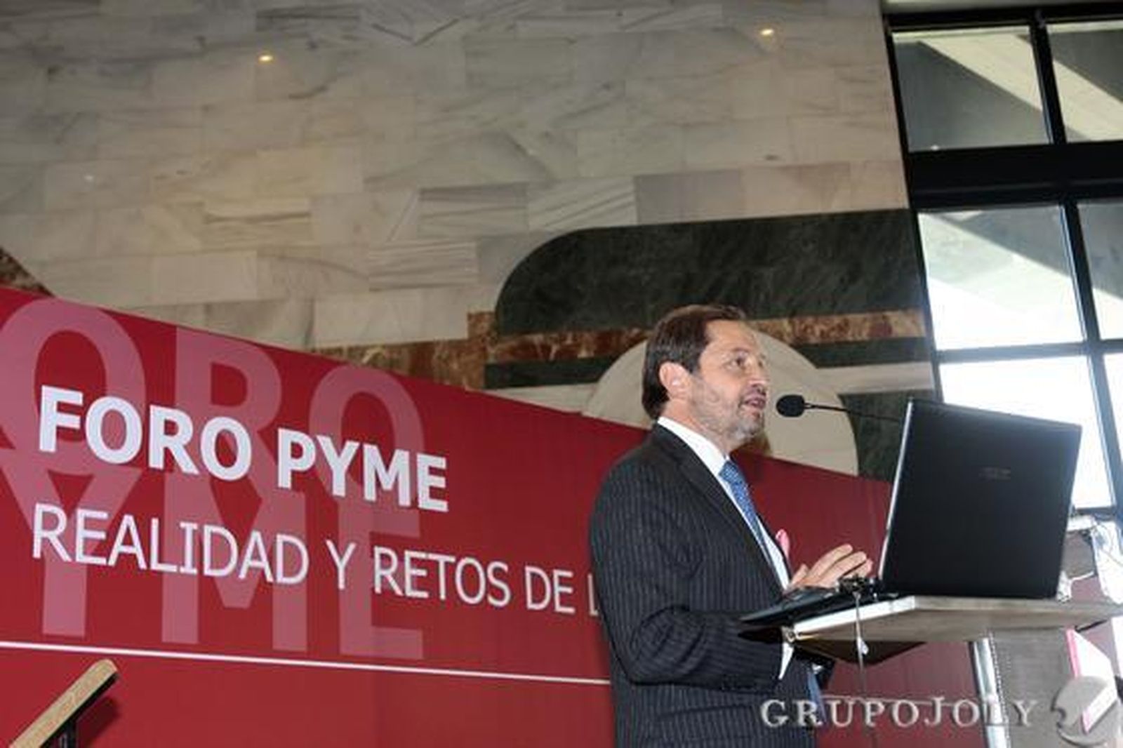 La primera intervención del acto corrió a cargo del director de Banca de Clientes del Banco Popular, Miguel Ángel Luna.

Foto: Maria de la Cruz/ Pepe Villoslada