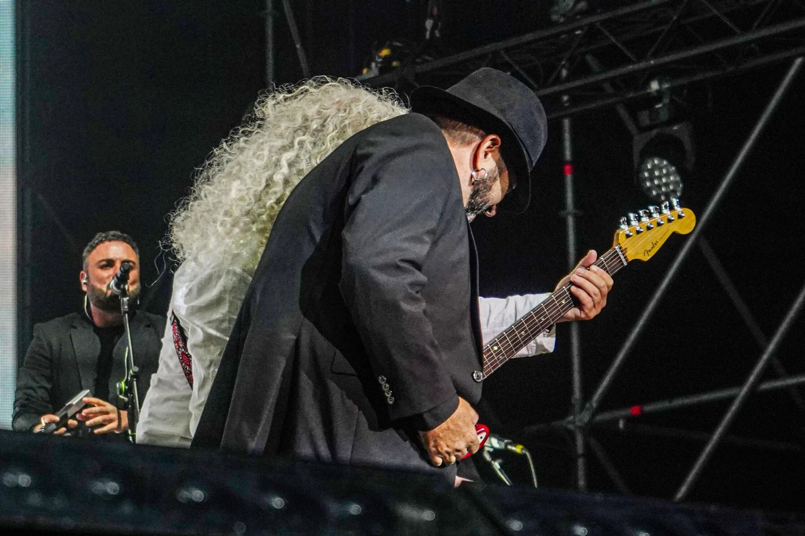 Las mejores imágenes del concierto de El Barrio en Granada