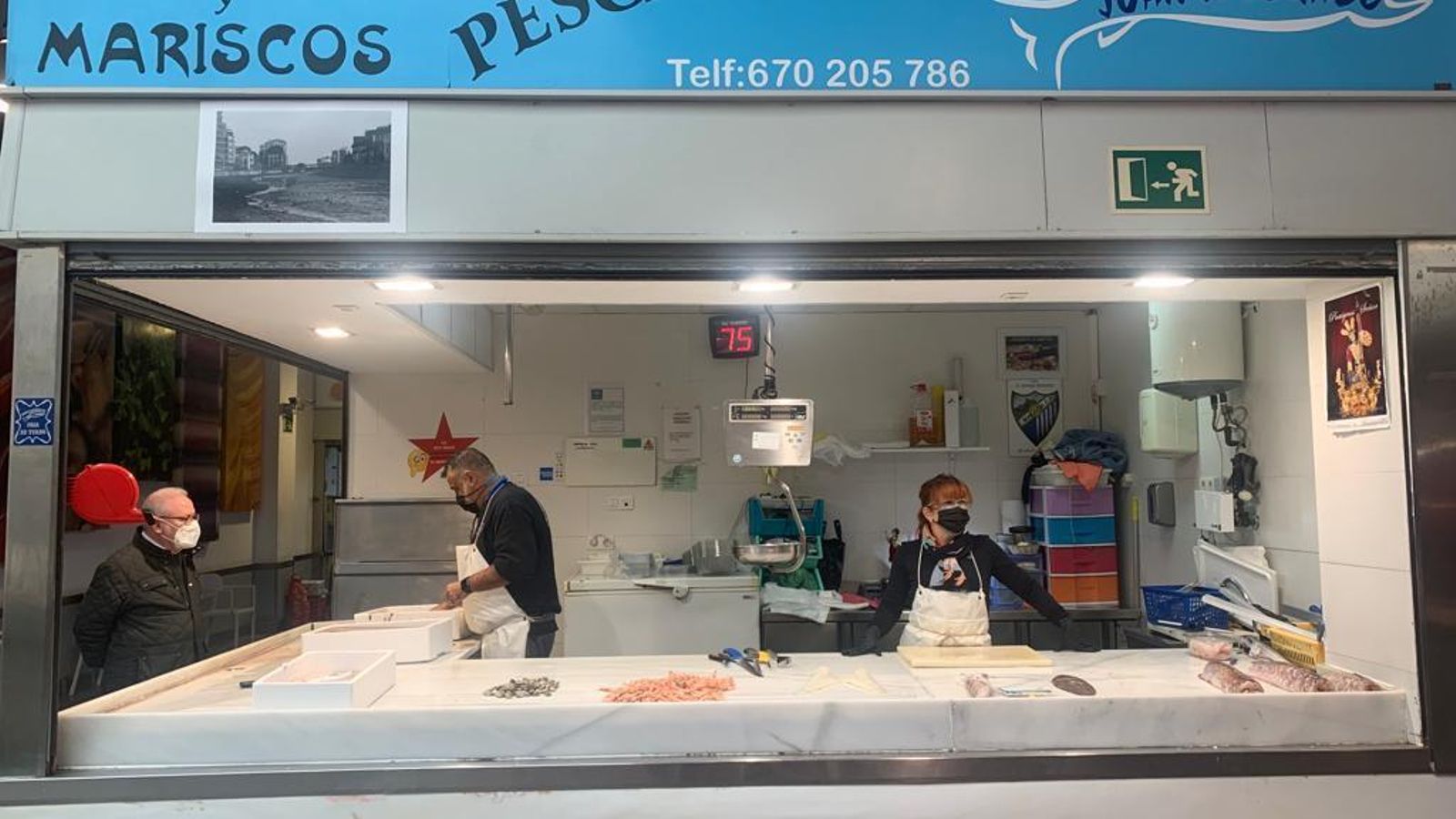 Pescadería Juan J. Segado, en el Mercado del Carmen.