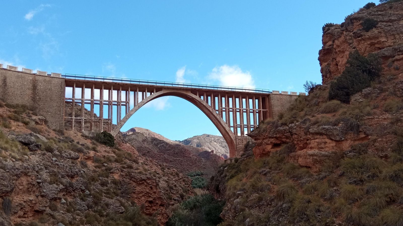 El puente de Hinojares