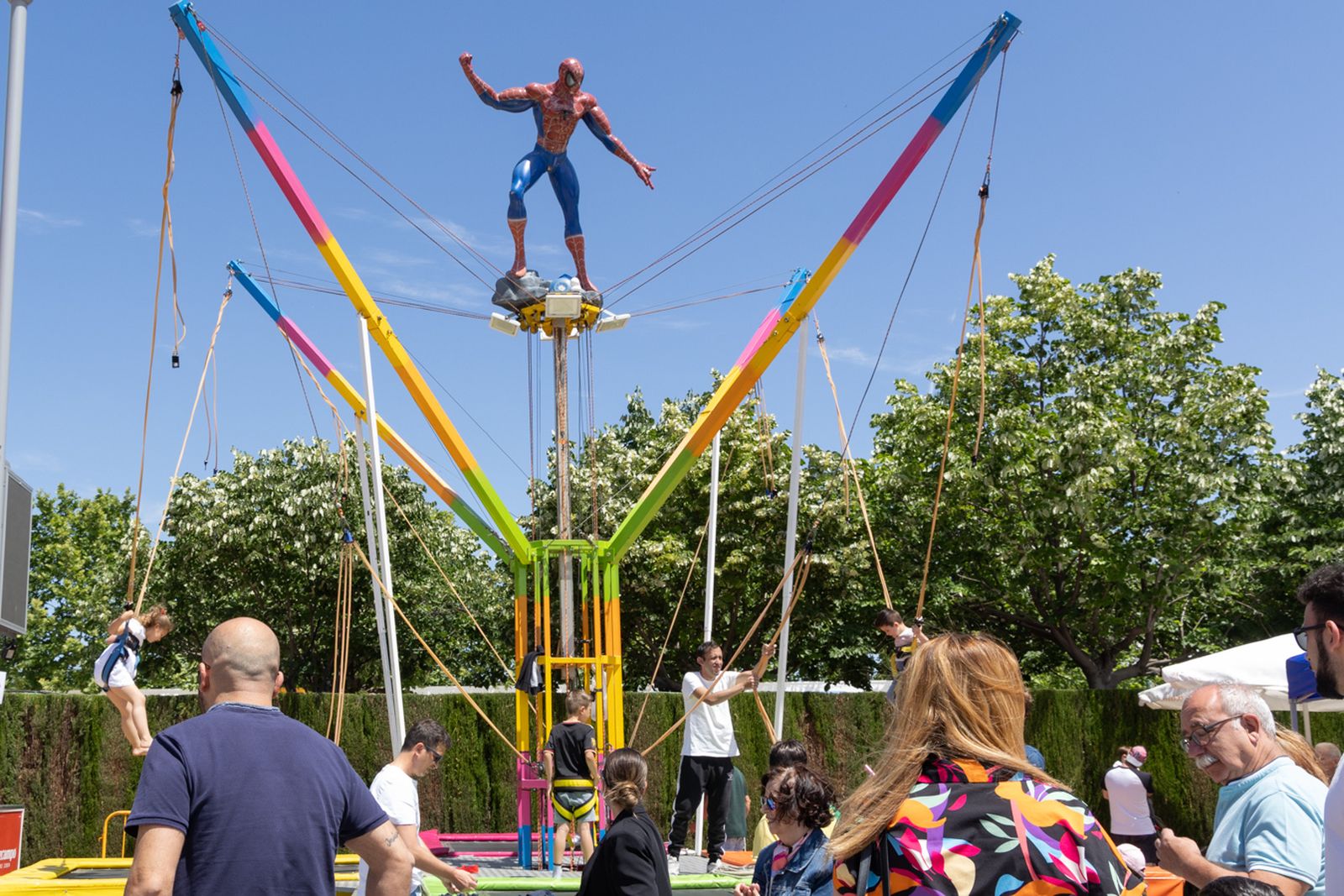 Domingo en las fiestas del barrio del Bulevar.