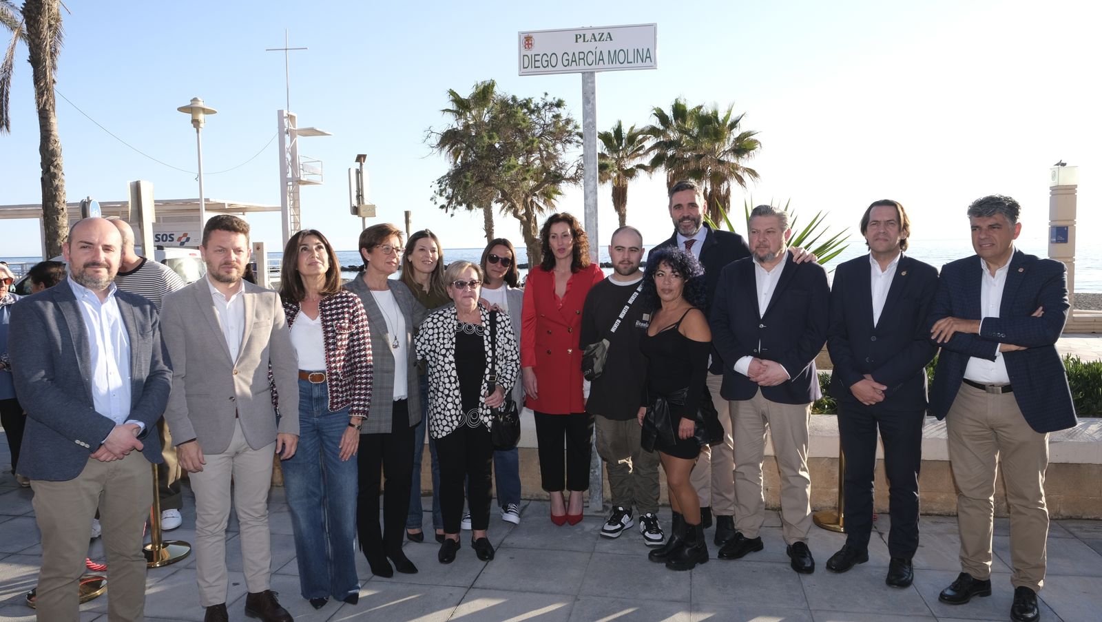 Imágenes de la Inauguración de la Plaza Diego García Molina, hostelero que fue Presidente de ASHAL