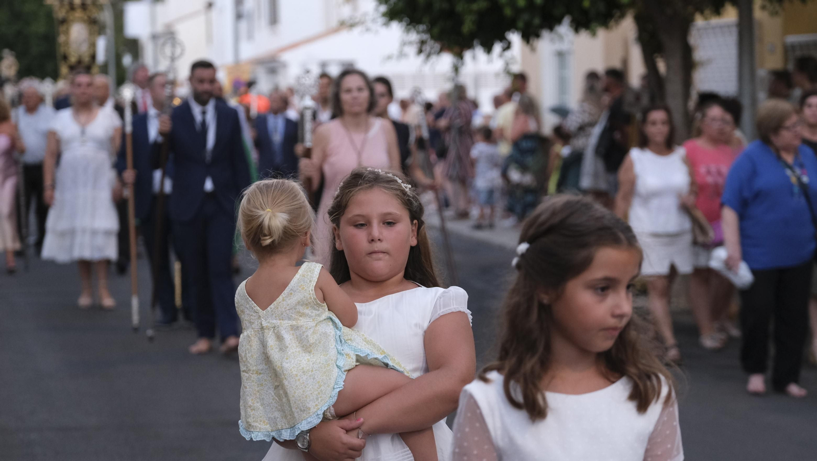 Procesión terrestre de la Virgen del Carmen en Aguadulce