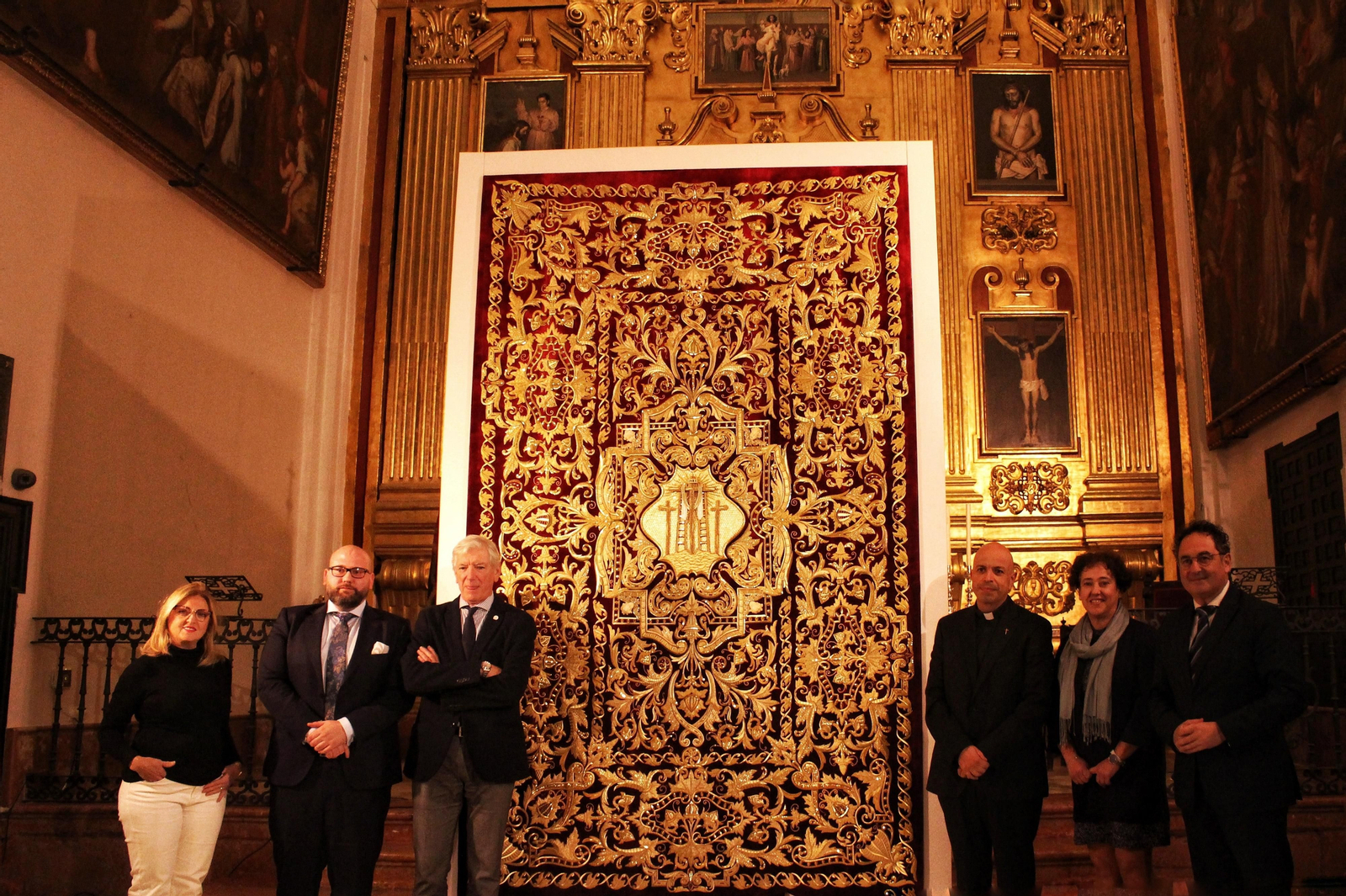 Presentación del techo de palio de Santa María del Monte Calvario en San Julián.
