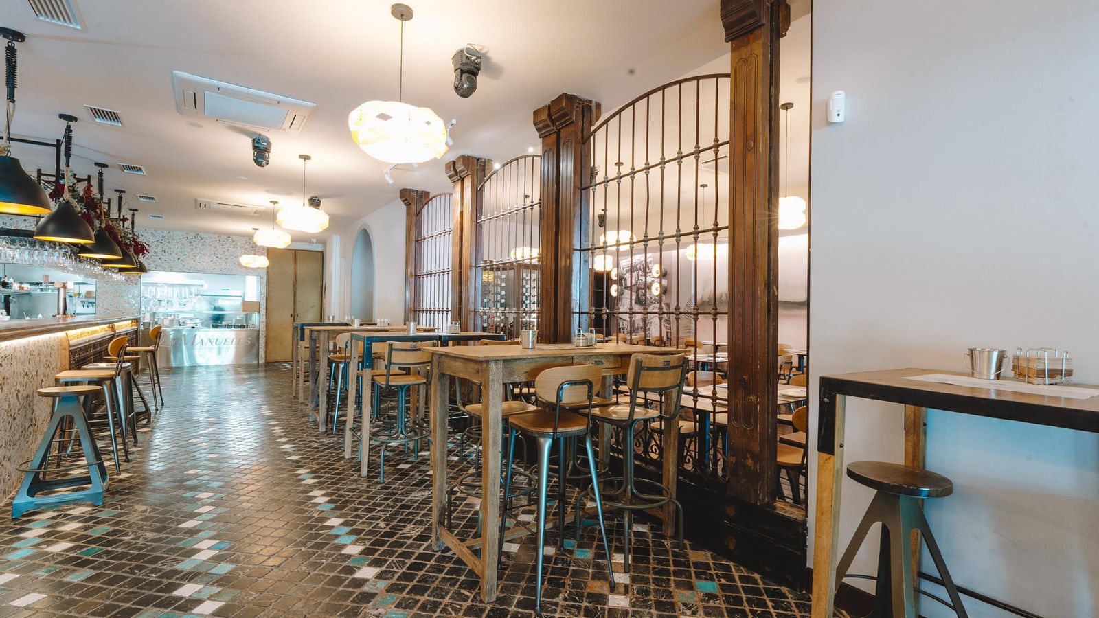 Interior del local ubicado en Calle Torre de la Pólvora 20.