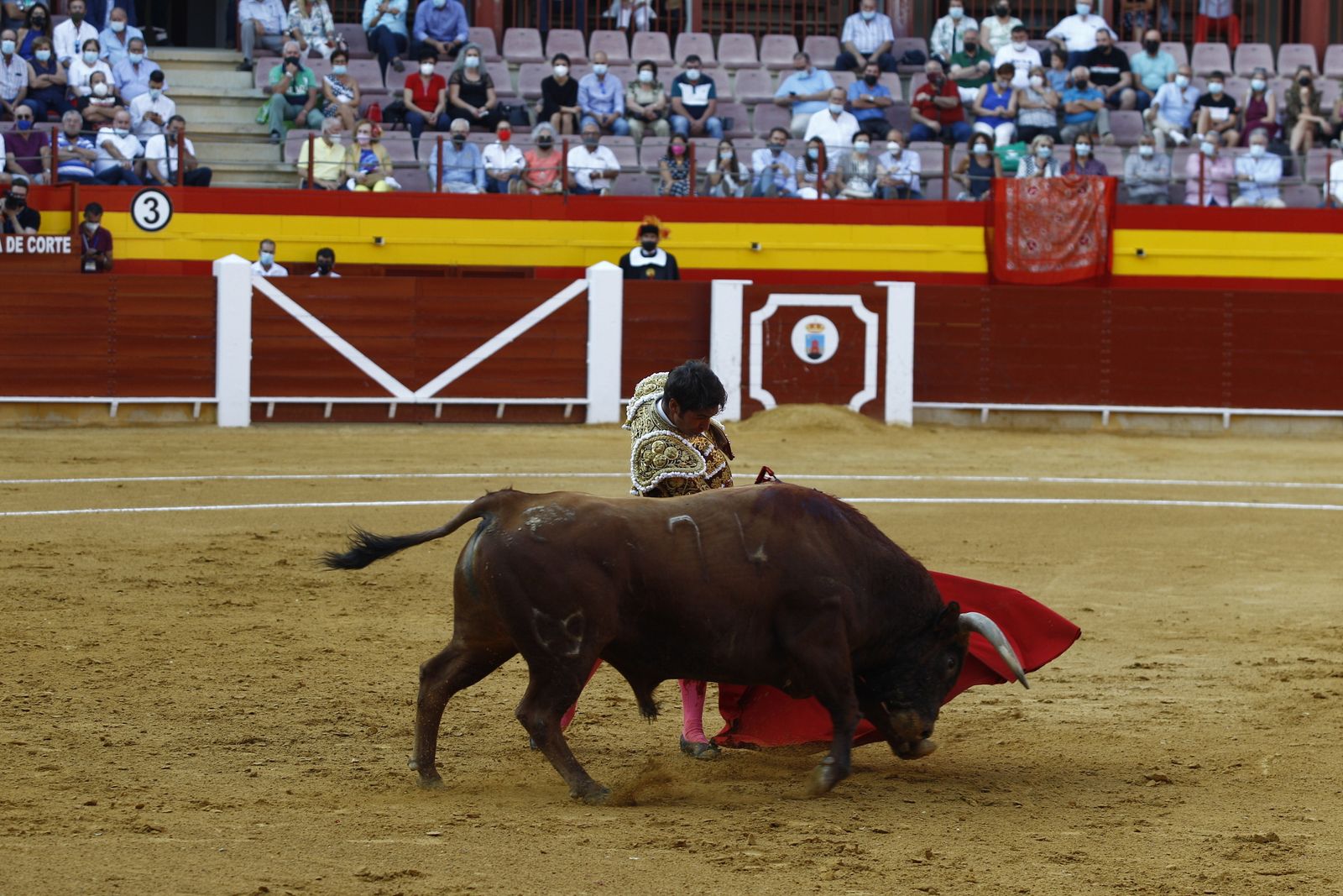 Fotogalería corrida de toros. Cayetano Rivera, Paco Ureña y Roca Rey. Roquetas de Mar.