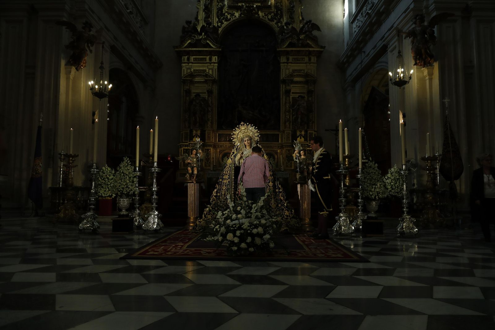 La Virgen de la Victoria, en besamanos en la Catedral