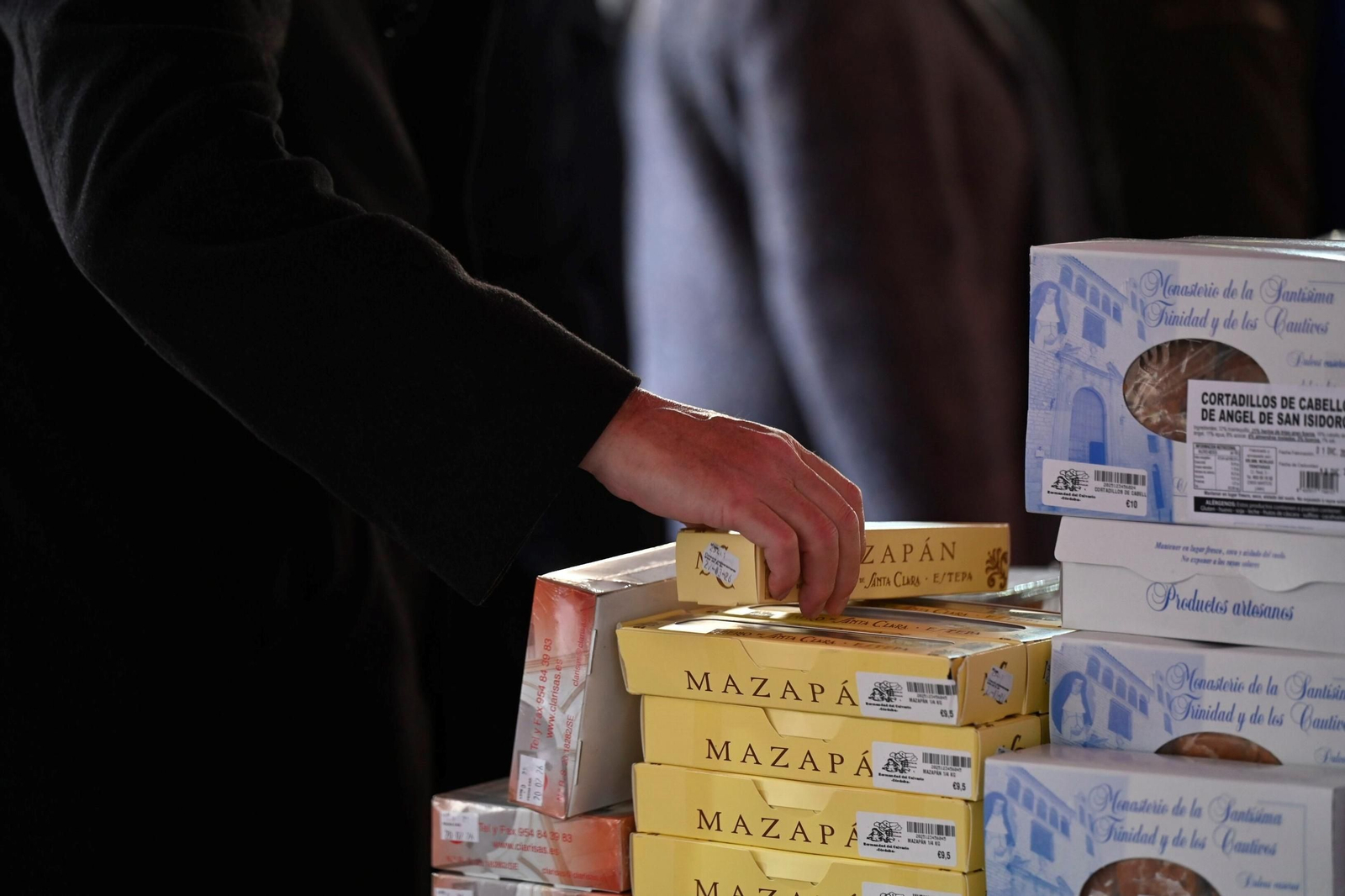 Los dulces conventuales endulzan la Navidad de Córdoba, en imágenes