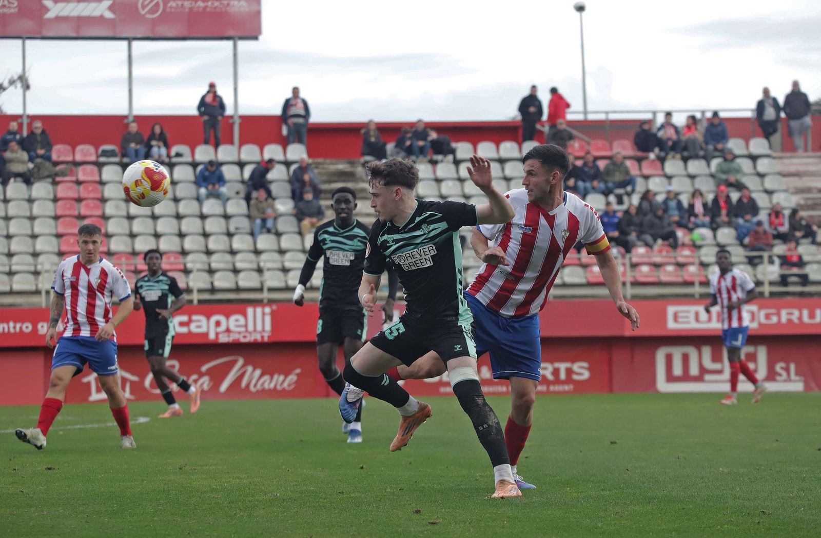 Las mejores fotos del Algeciras - Betis Deportivo de Primera Federación