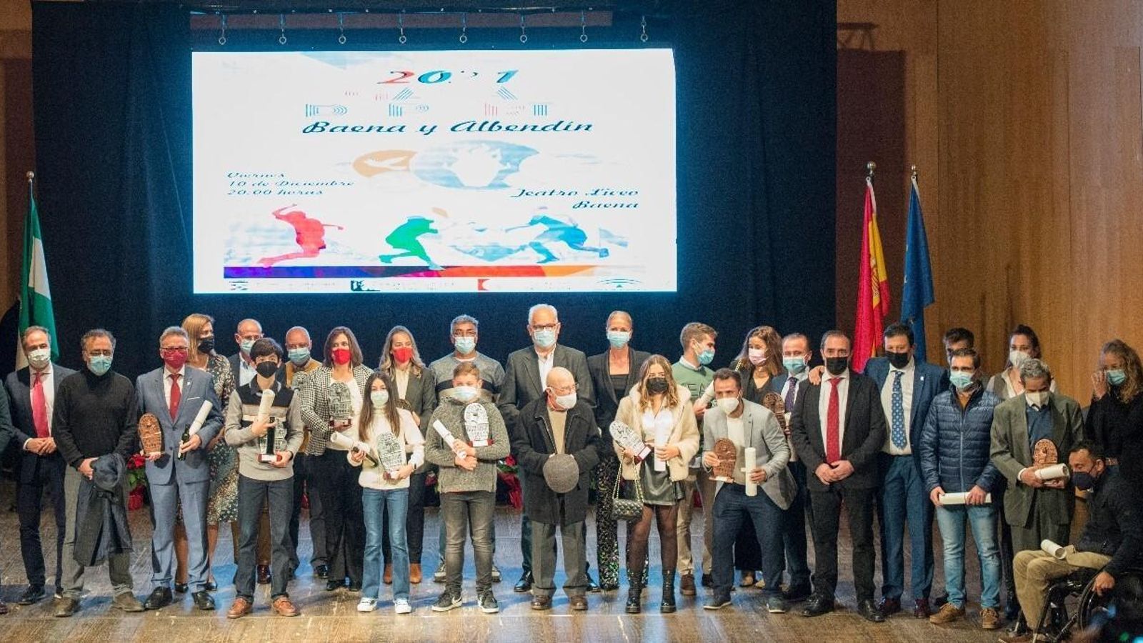 La foto de familia de la Gala del Deporte de Baena y Albendín.