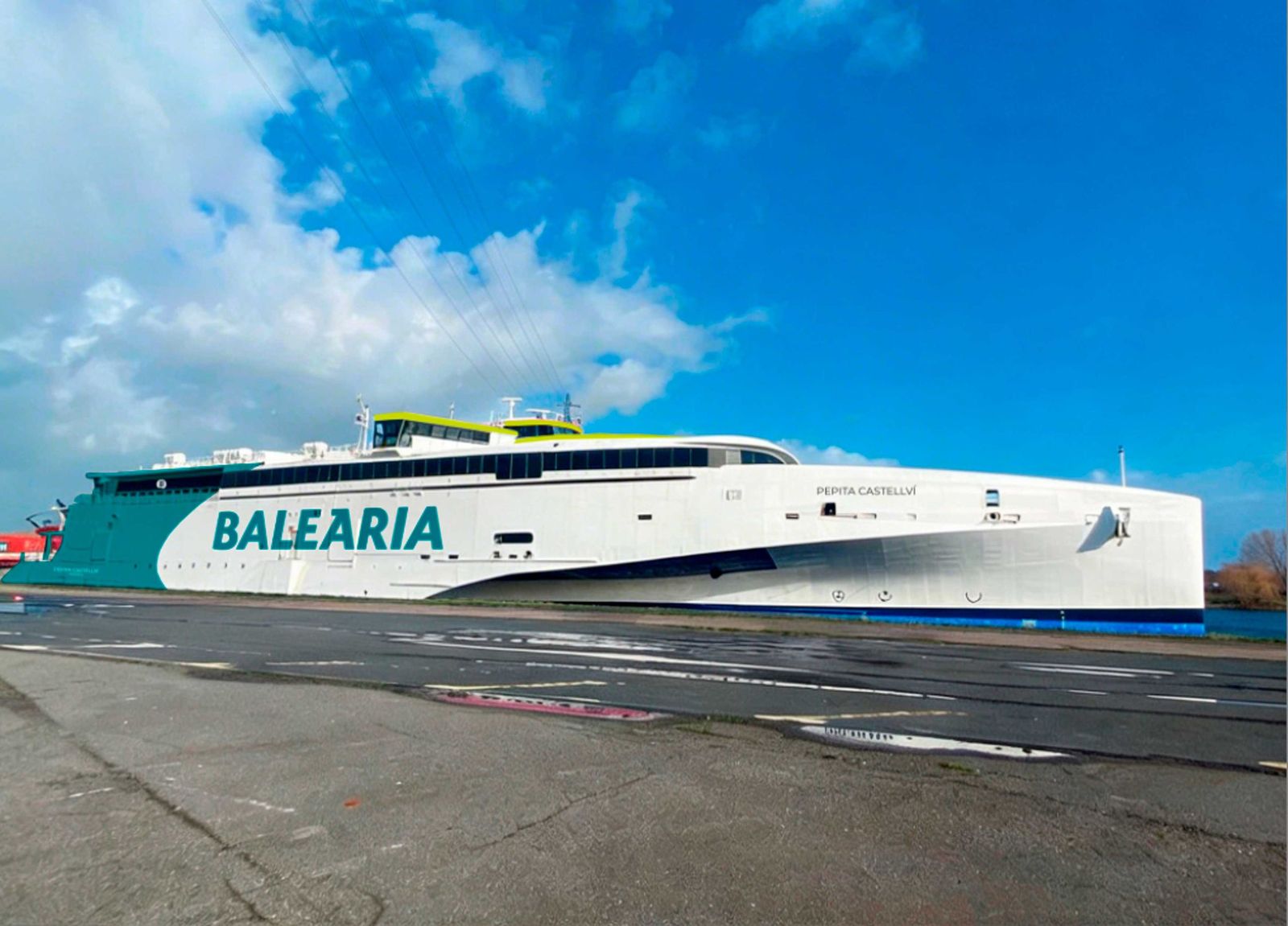 El 'Pepita Castellví' de Baleària.