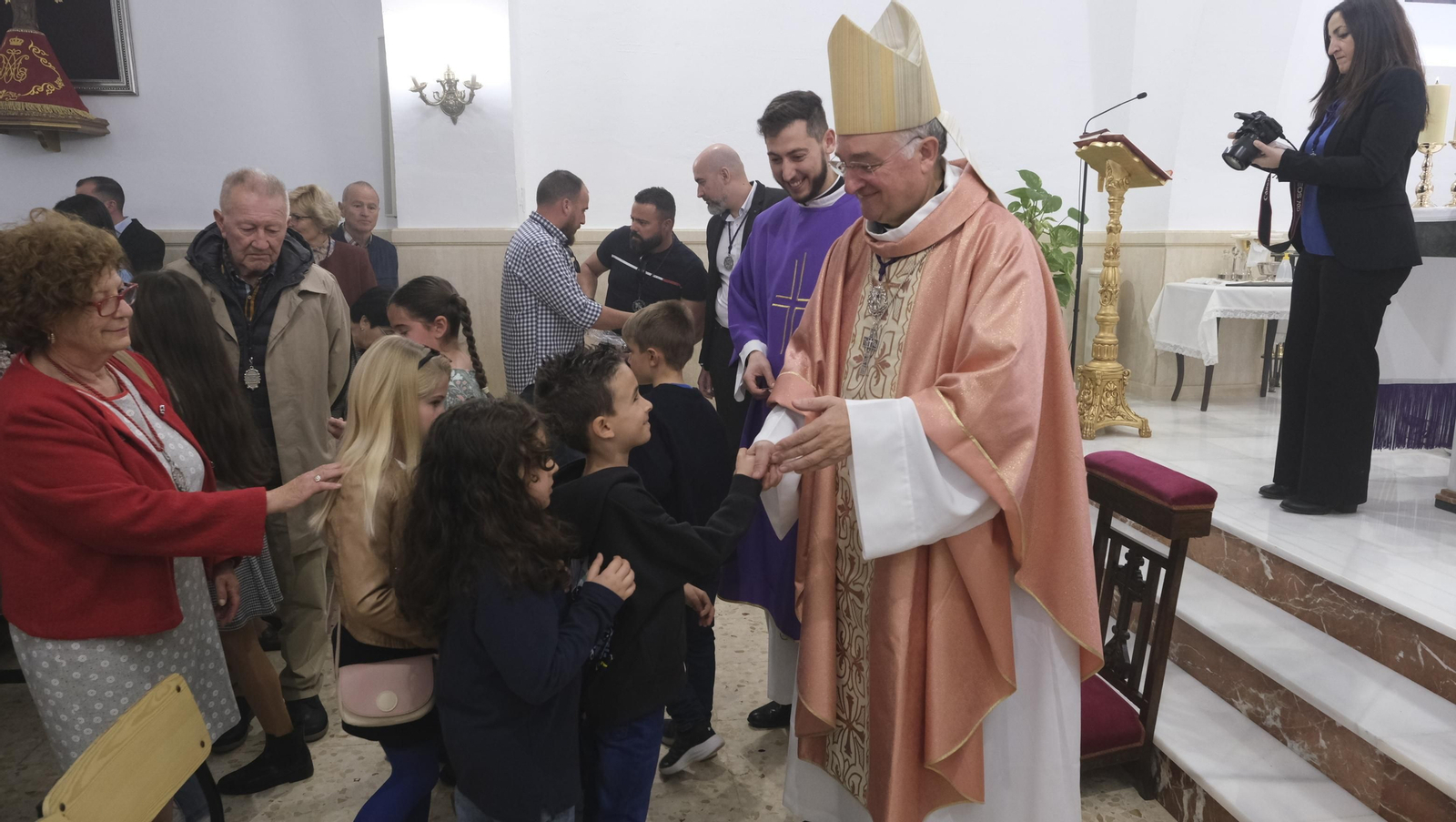 Imágenes de la bendición de la Borriquita de El Alquián, por el Obispo de Almería
