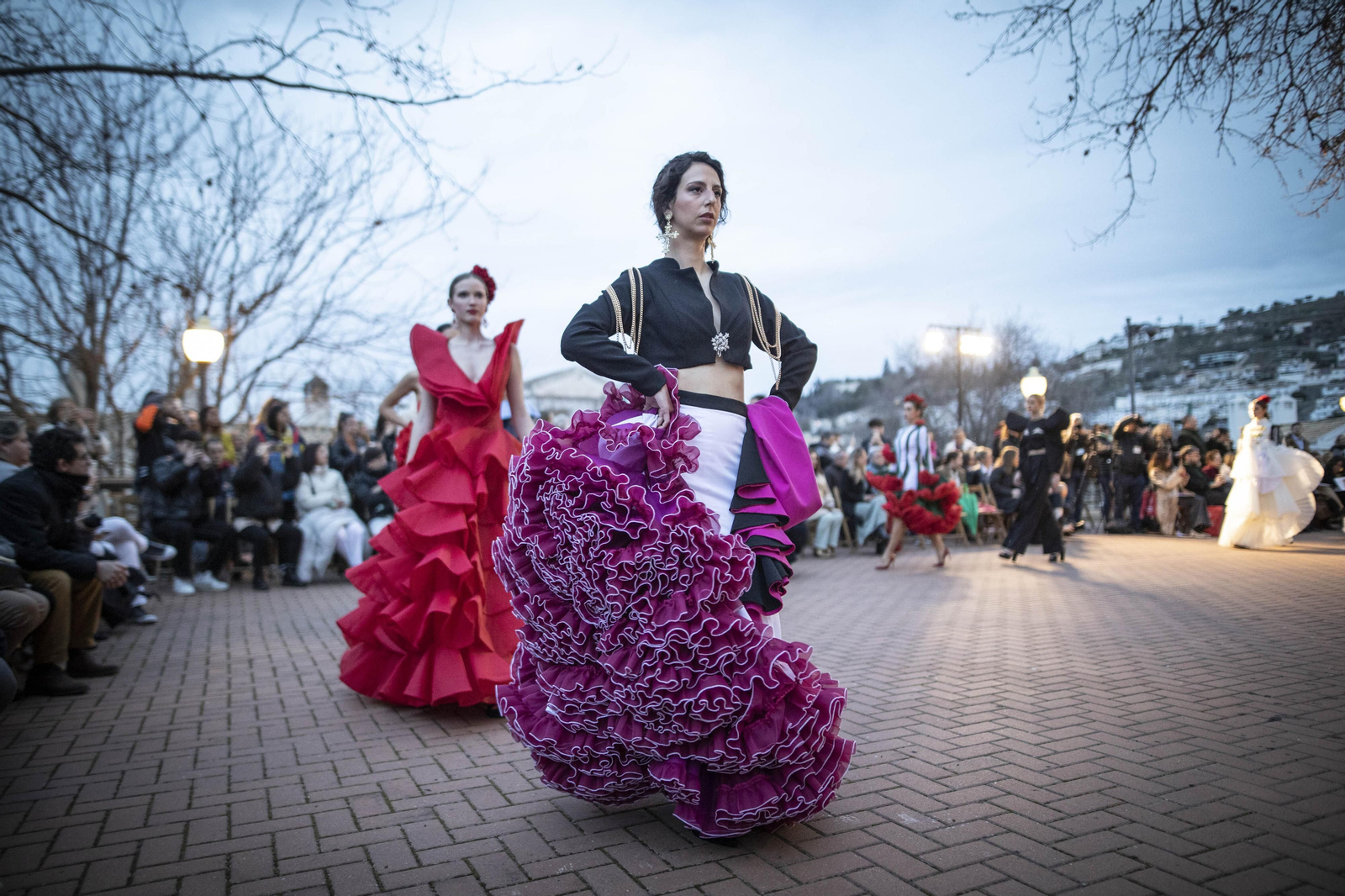 Así ha sido el desfile de jóvenes diseñadores de Granada