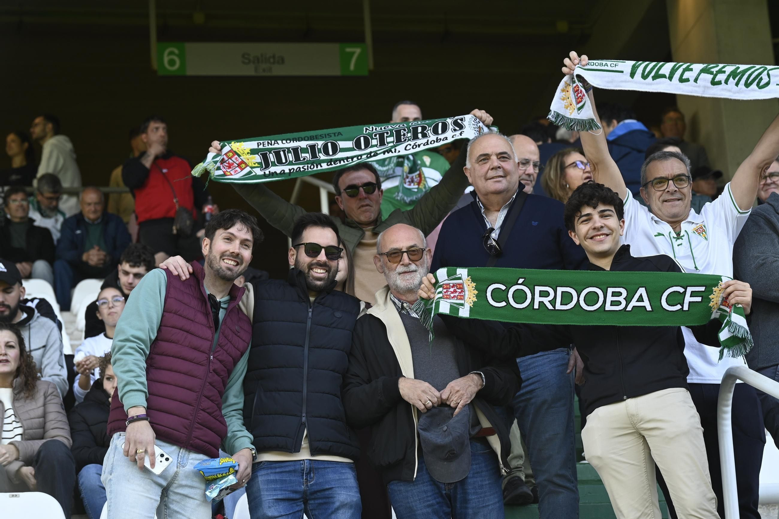 Las mejores fotos del ambiente en El Arcángel para el Córdoba CF - Eibar