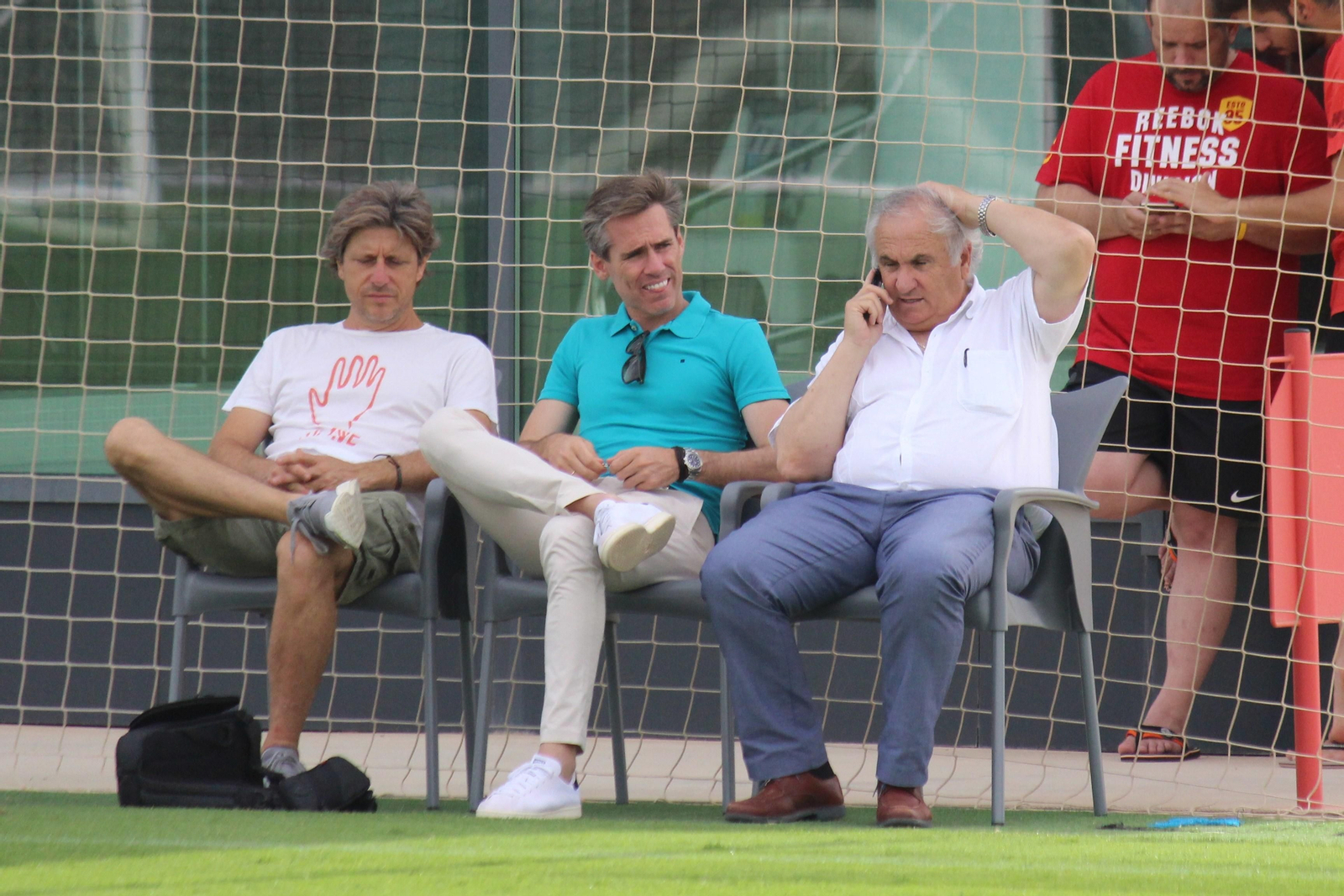 Alfonso García ha dado orden a Corona de empezar con la ronda de renovaciones.