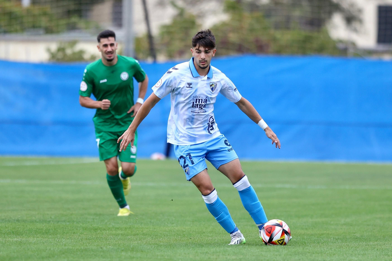 El Torremolinos se lleva el derbi con el Atlético Malagueño (1-2) El Torremolinos se lleva el derbi con el Atlético Malagueño (1-2)