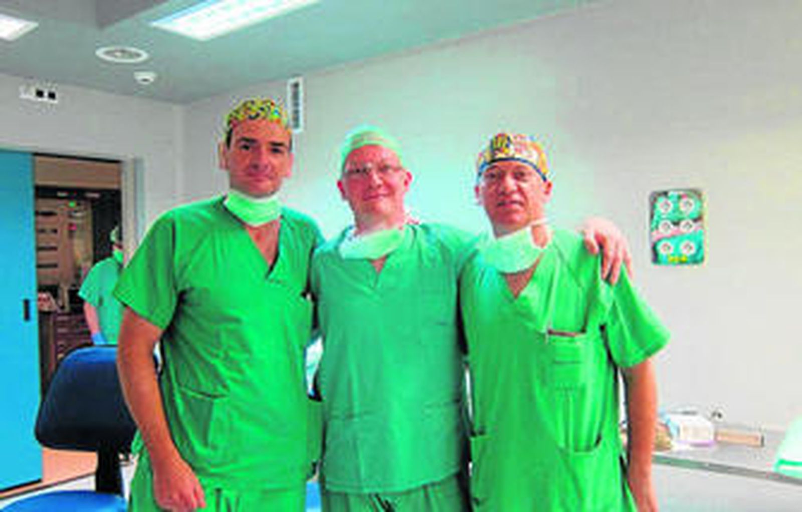 Los doctores O'Connor, Kinnari y Casado.