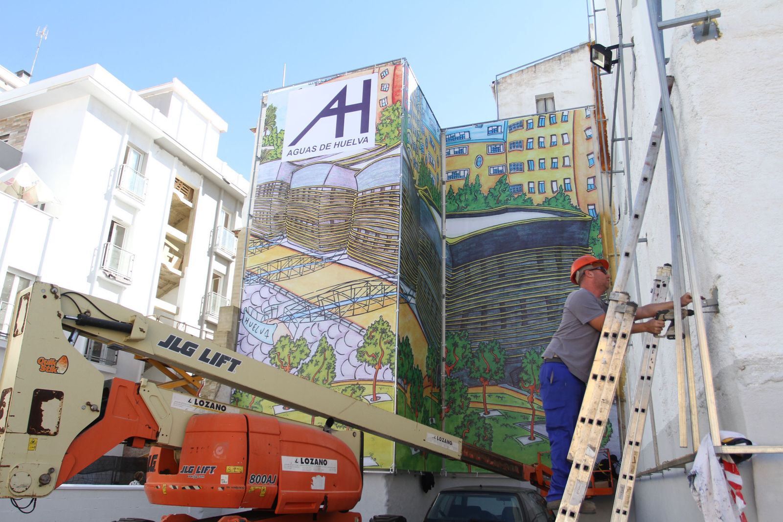 La obra de Andrés Espuelas toma luz en el antiguo mercado